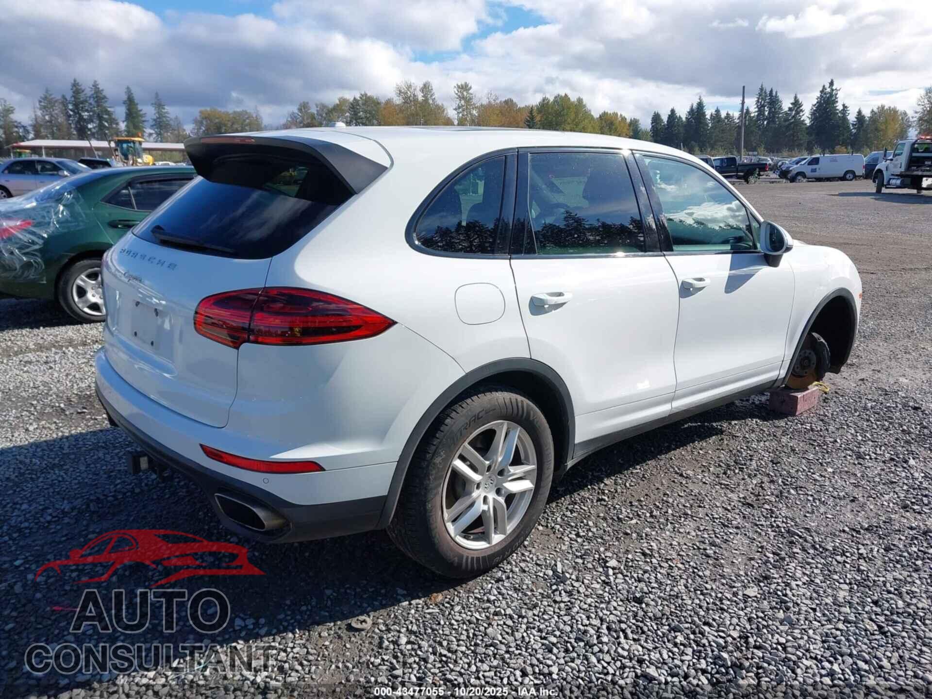 PORSCHE CAYENNE 2016 - WP1AA2A29GLA01362