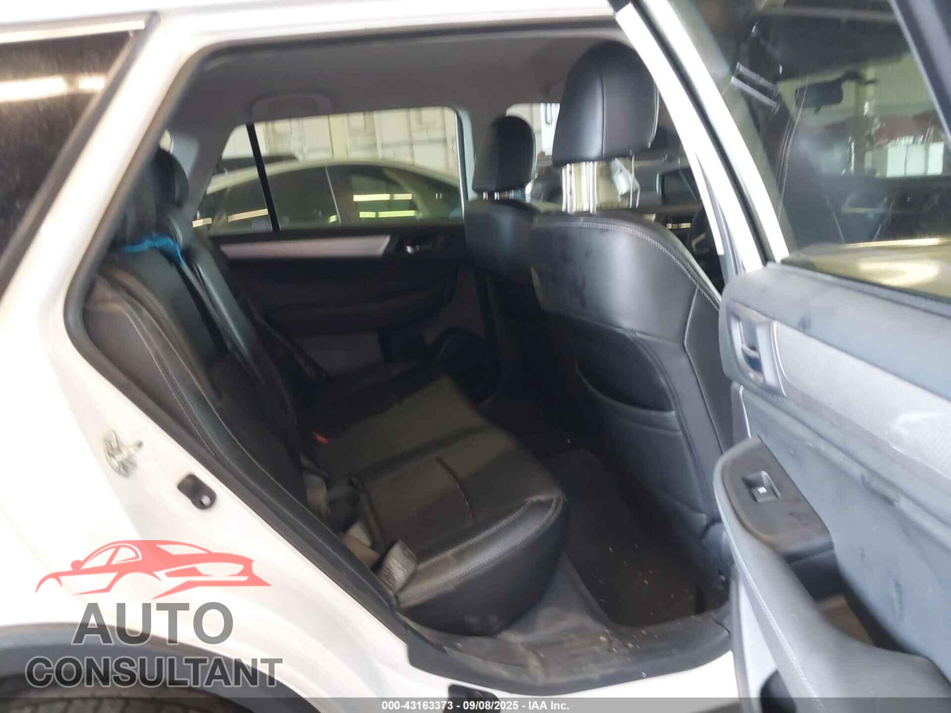 SUBARU OUTBACK 2017 - 4S4BSACC6H3354688