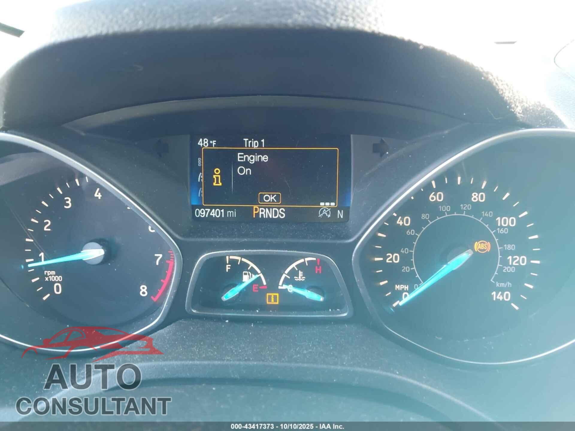 FORD ESCAPE 2017 - 1FMCU9J91HUB57314
