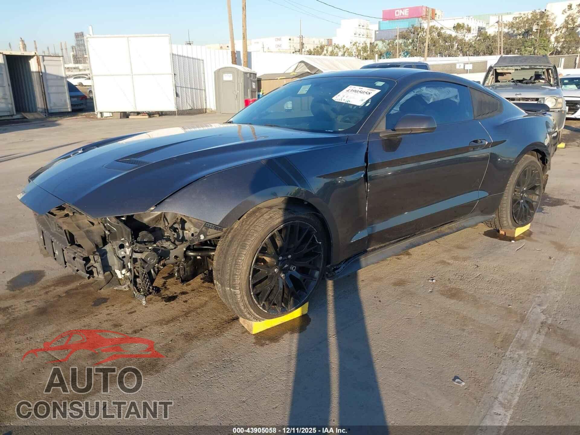 FORD MUSTANG 2018 - 1FA6P8TH3J5163550