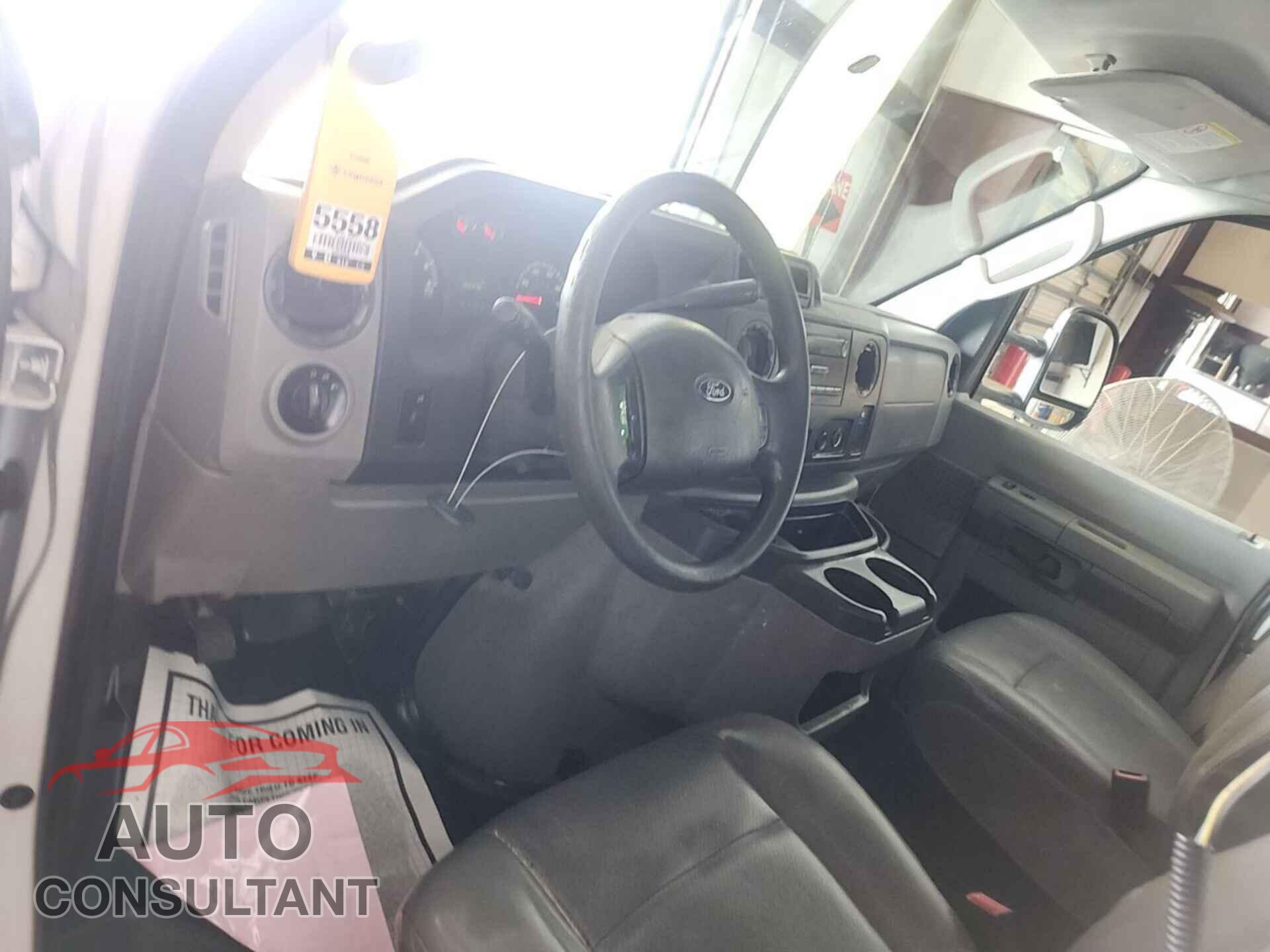 FORD ECONOLINE 2017 - 1FDWE3FS0HDC21006