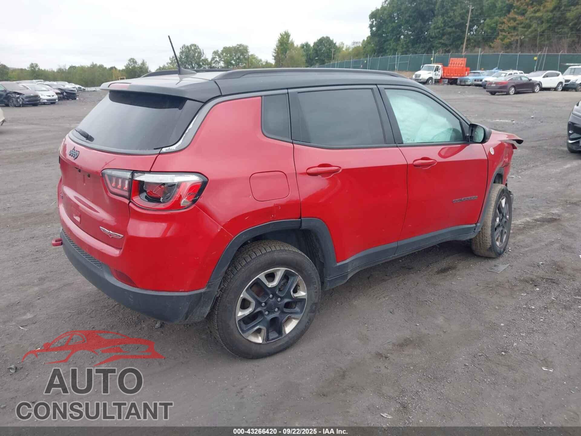 JEEP COMPASS 2018 - 3C4NJDDB5JT147568