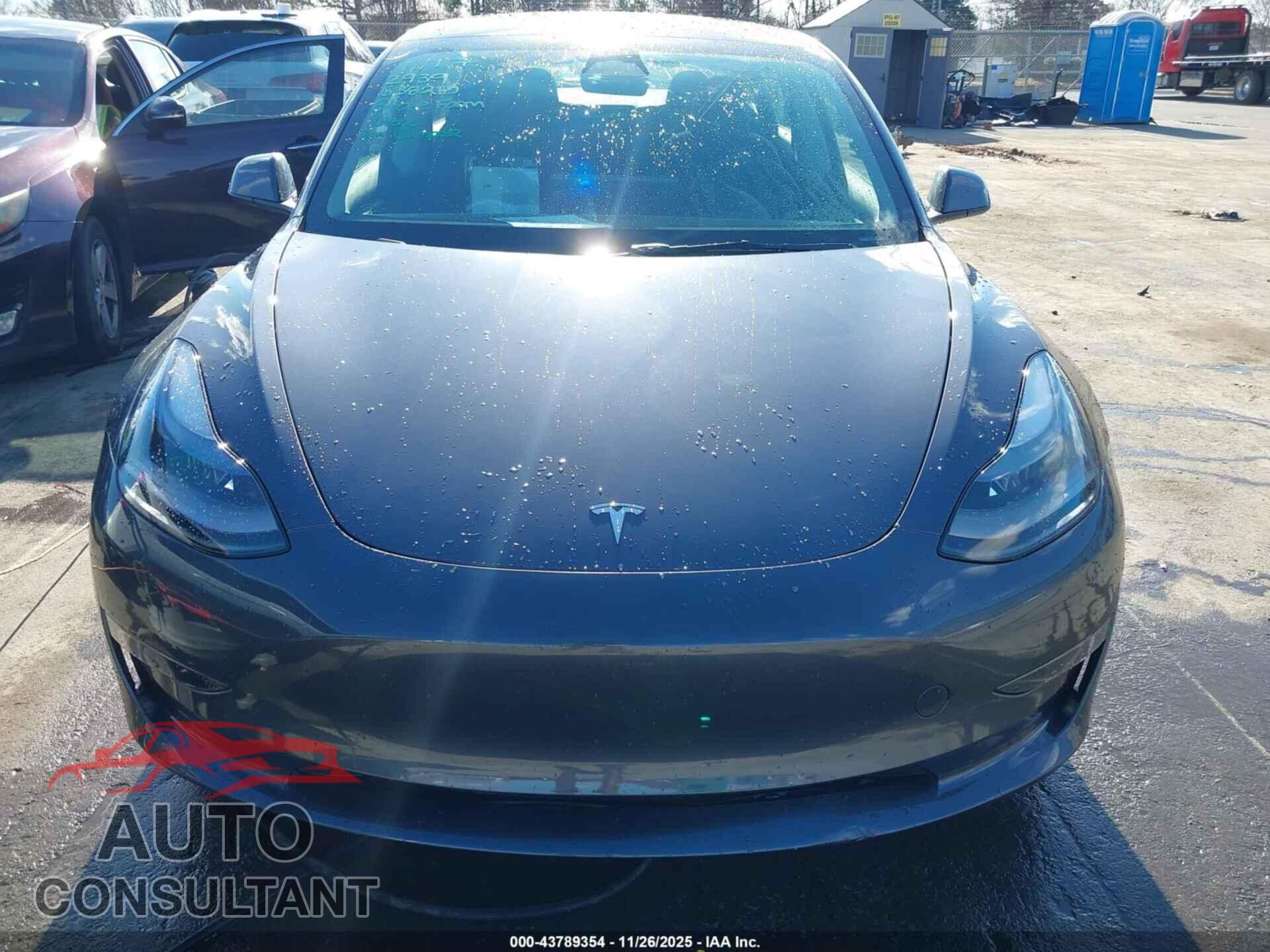 TESLA MODEL 3 2023 - 5YJ3E1EA8PF638210