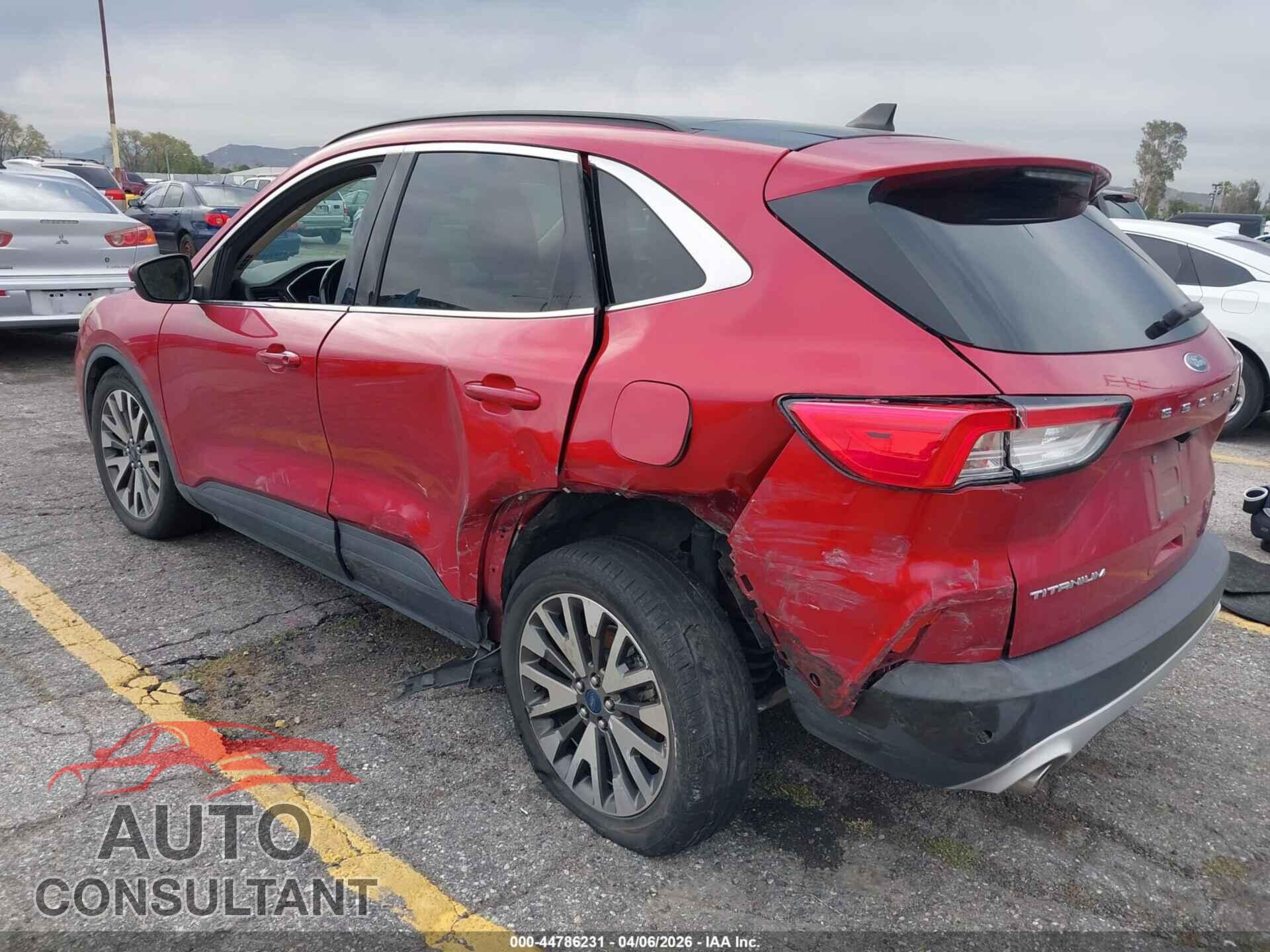 FORD ESCAPE 2020 - 1FMCU0DZ4LUB12822