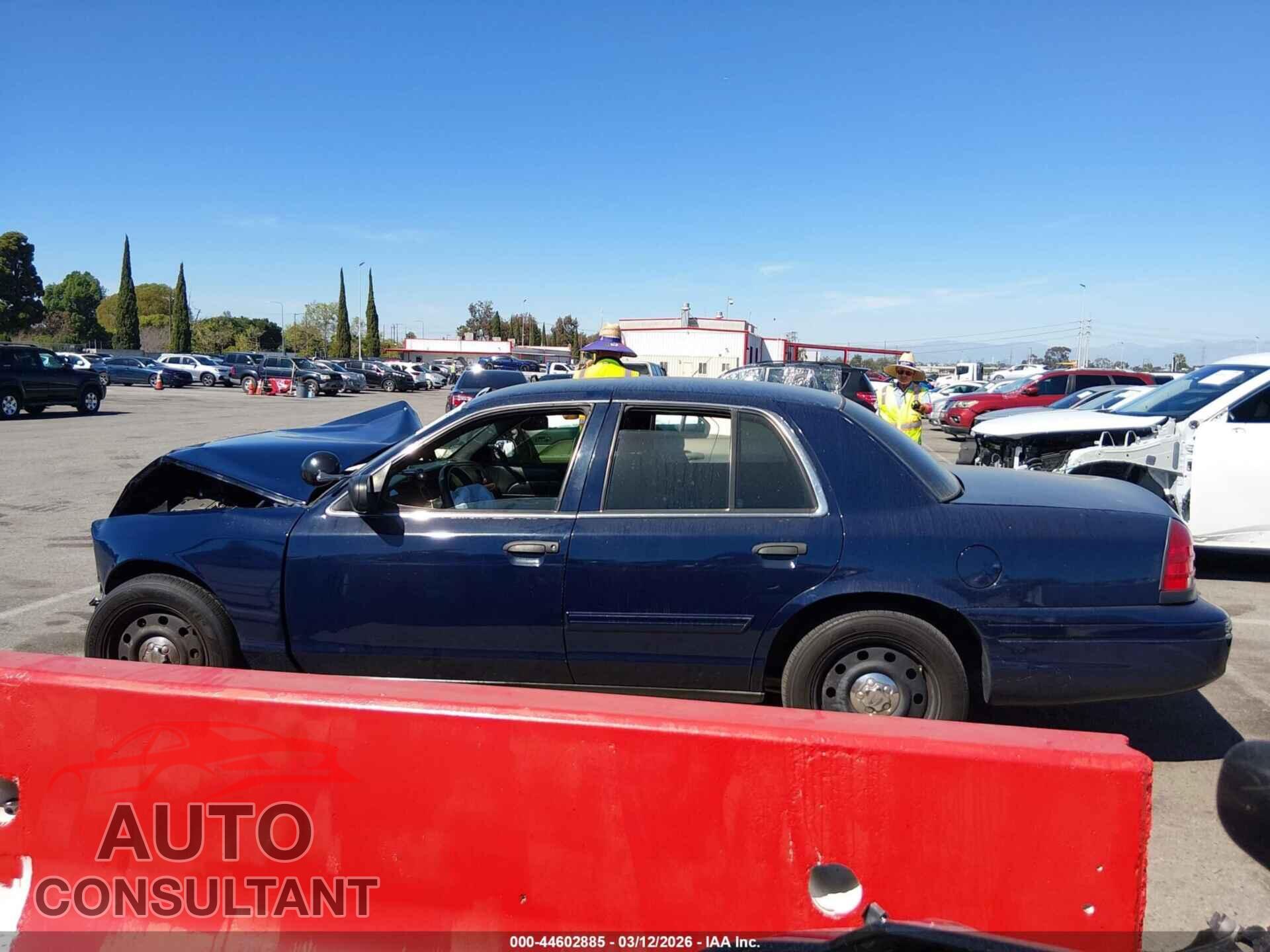 FORD CROWN VICTORIA 2010 - 2FABP7BV4AX123721