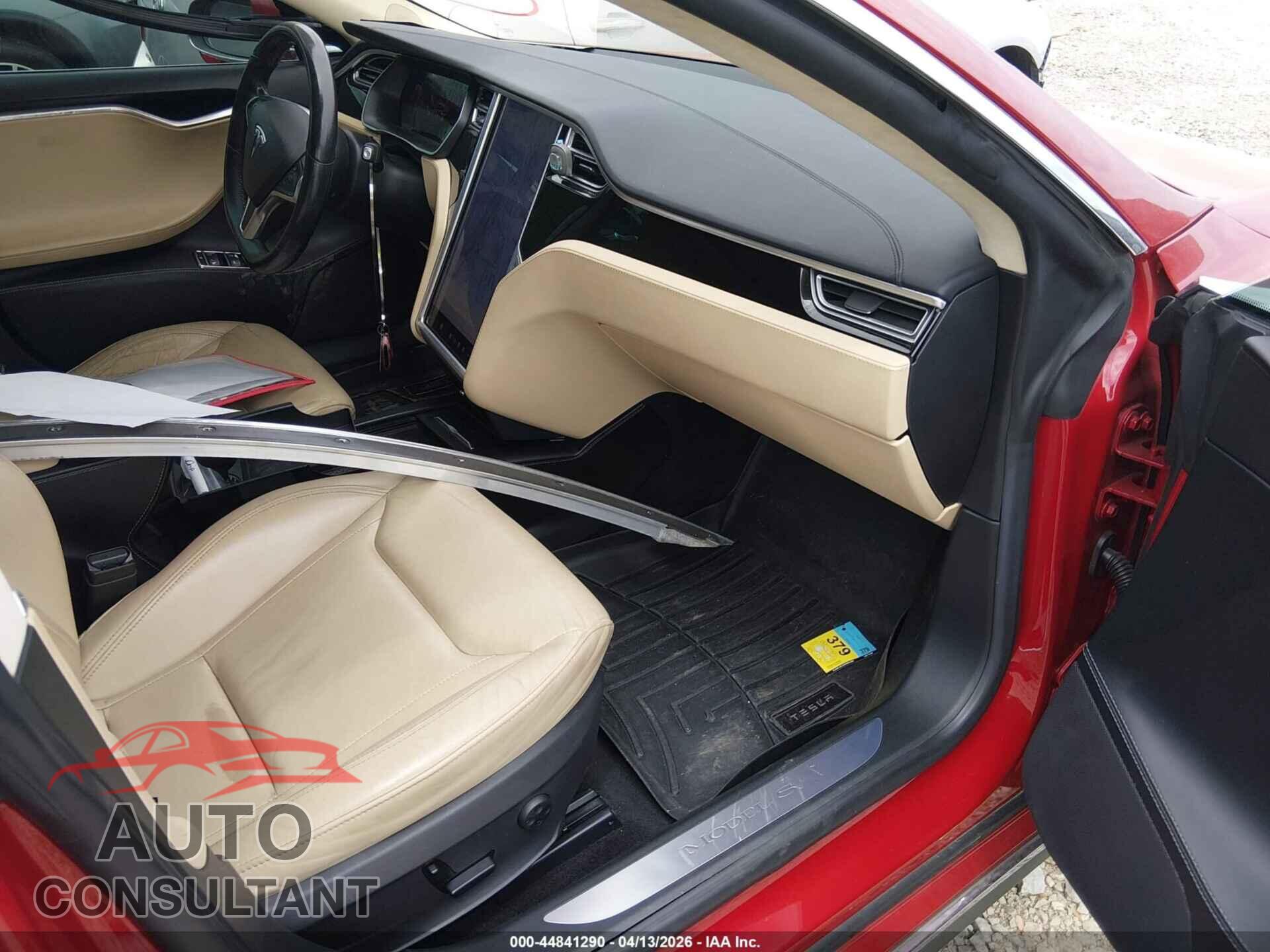 TESLA MODEL S 2016 - 5YJSA1E18GF135834