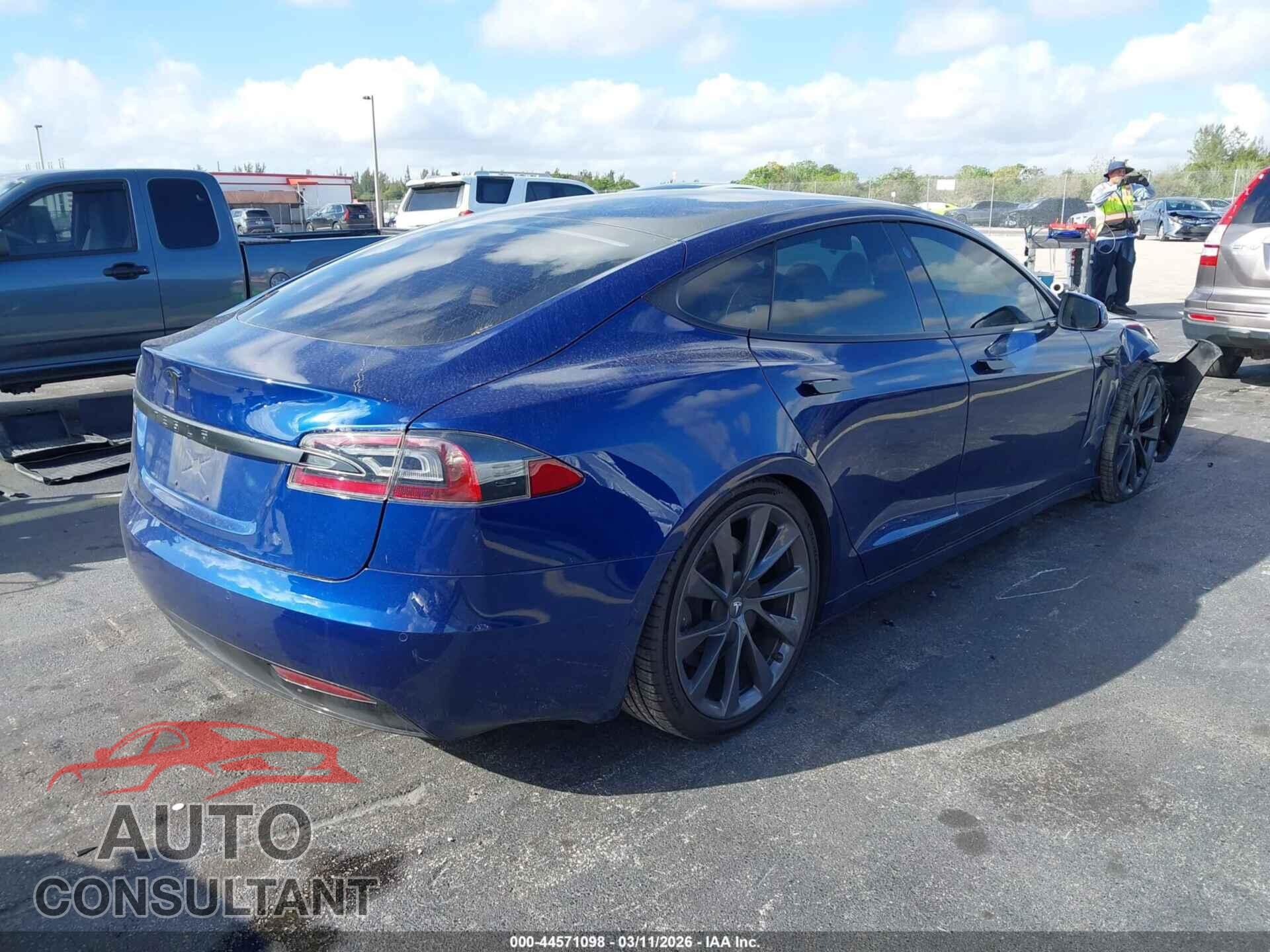 TESLA MODEL S 2019 - 5YJSA1E24KF336048