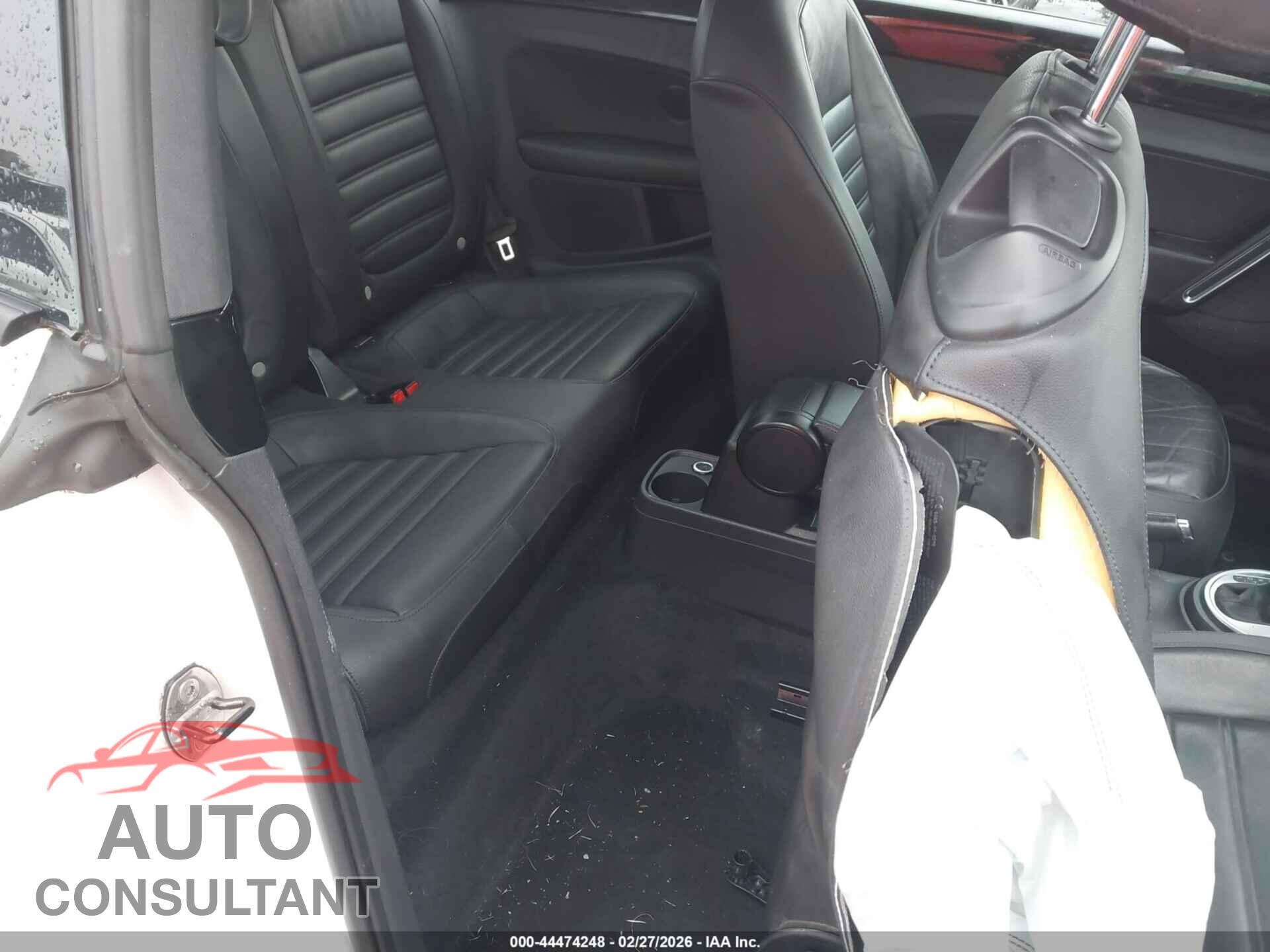 VOLKSWAGEN BEETLE 2012 - 3VWVA7AT5CM624055