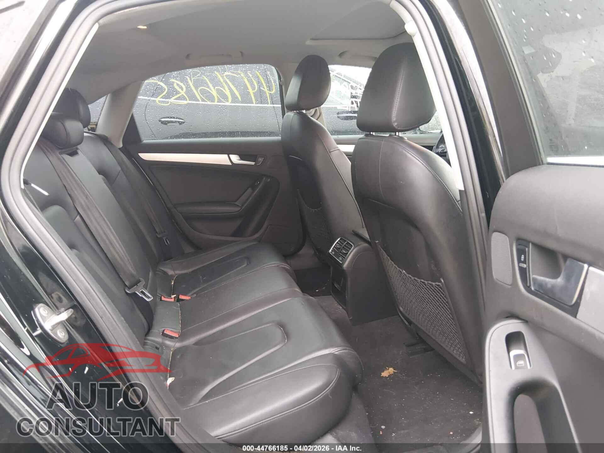 AUDI A4 2013 - WAUFFAFL7DN005654