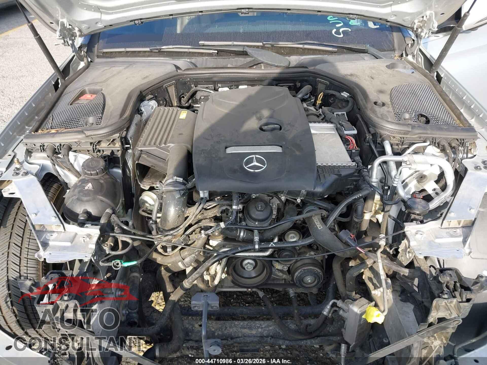 MERCEDES-BENZ E 300 2018 - WDDZF4JB0JA465862