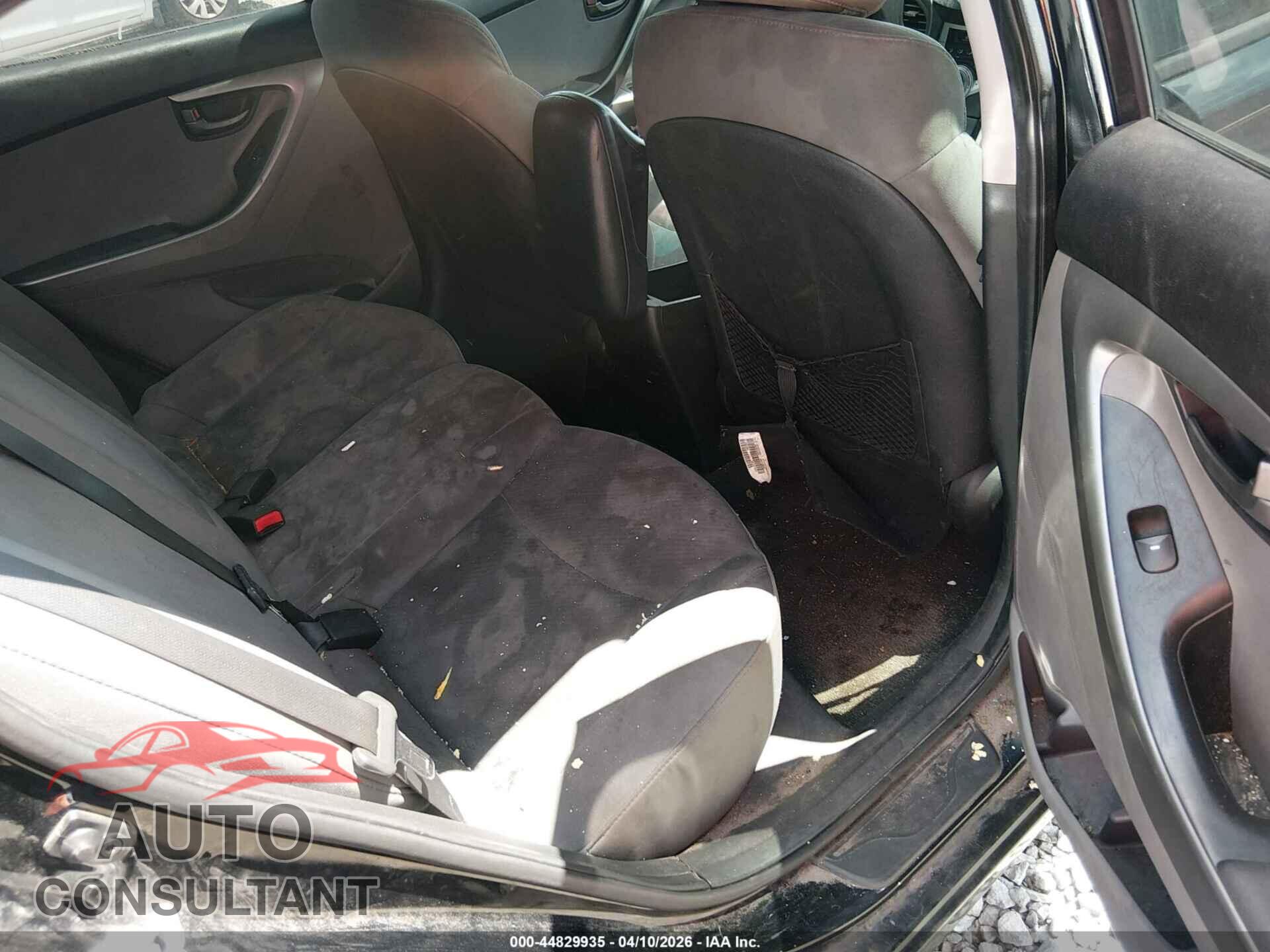 HYUNDAI ELANTRA 2012 - 5NPDH4AE2CH150663
