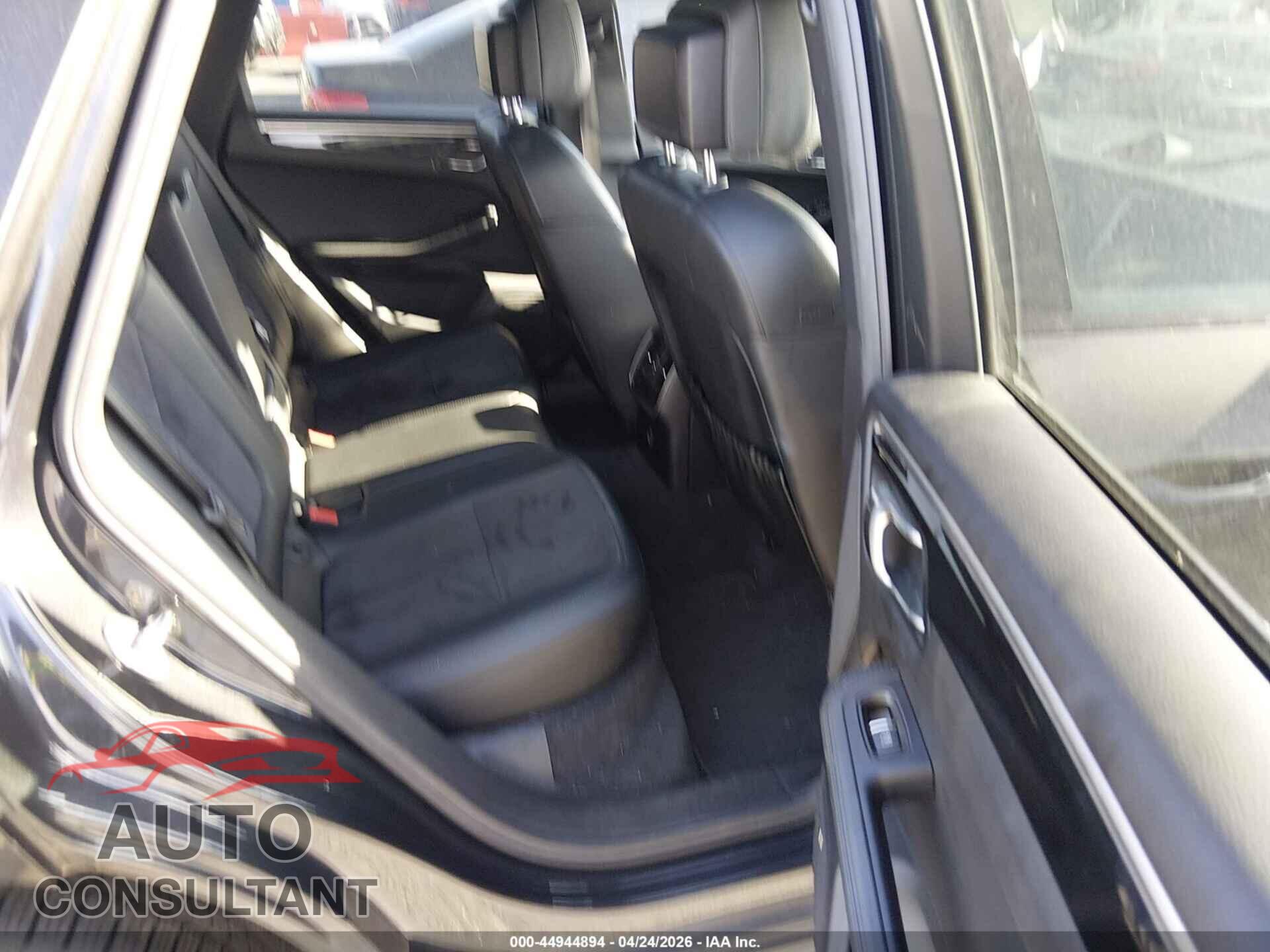 PORSCHE MACAN 2017 - WP1AA2A58HLB80005