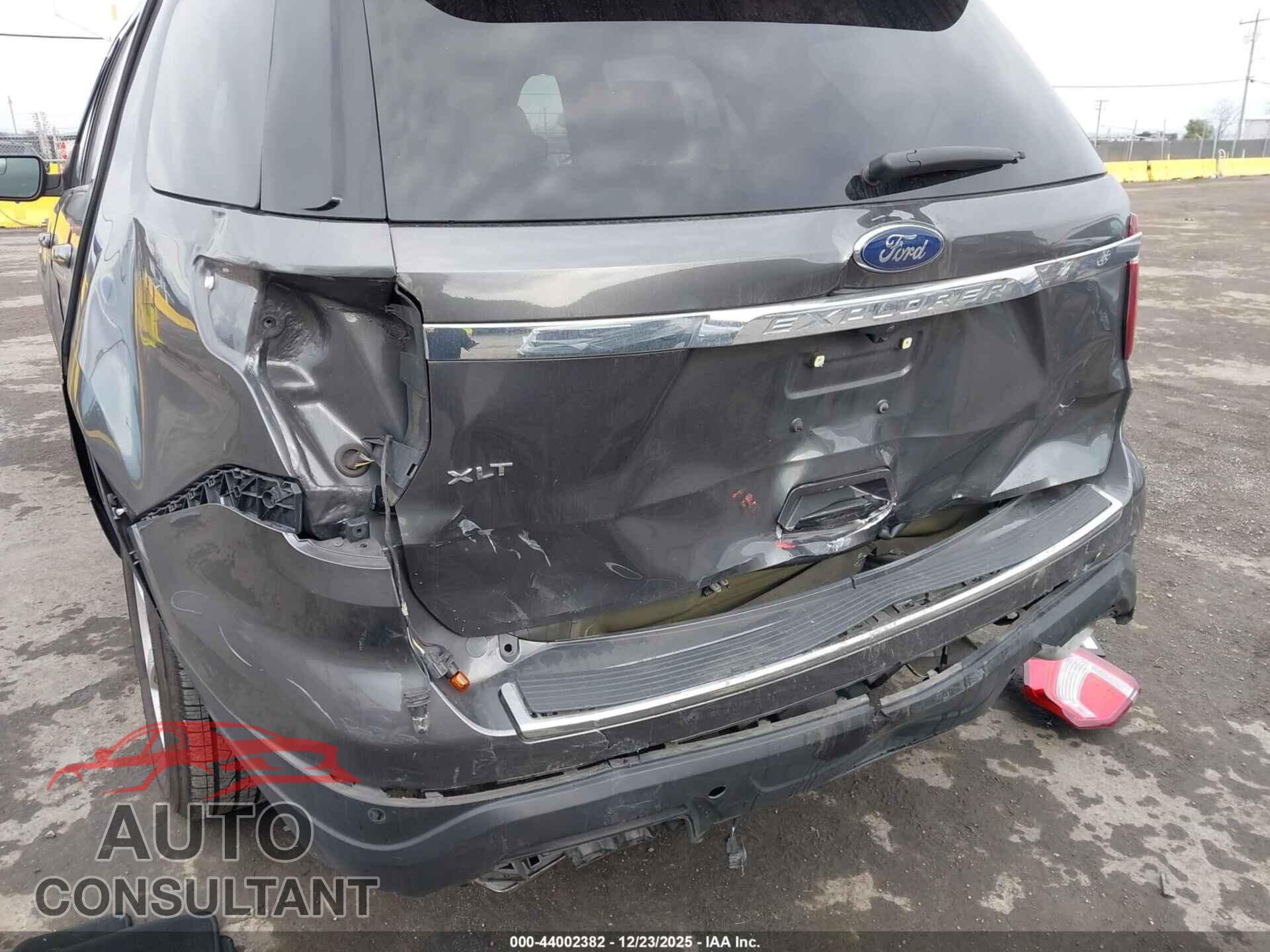 FORD EXPLORER 2018 - 1FM5K7D84JGB90477