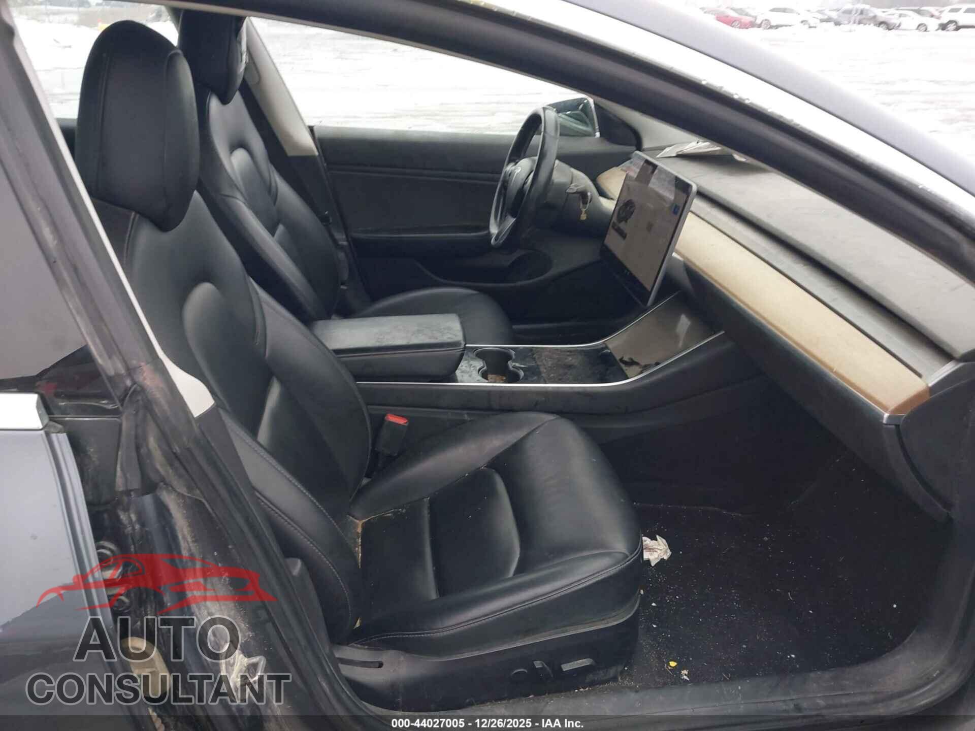 TESLA MODEL 3 2019 - 5YJ3E1EA9KF325661