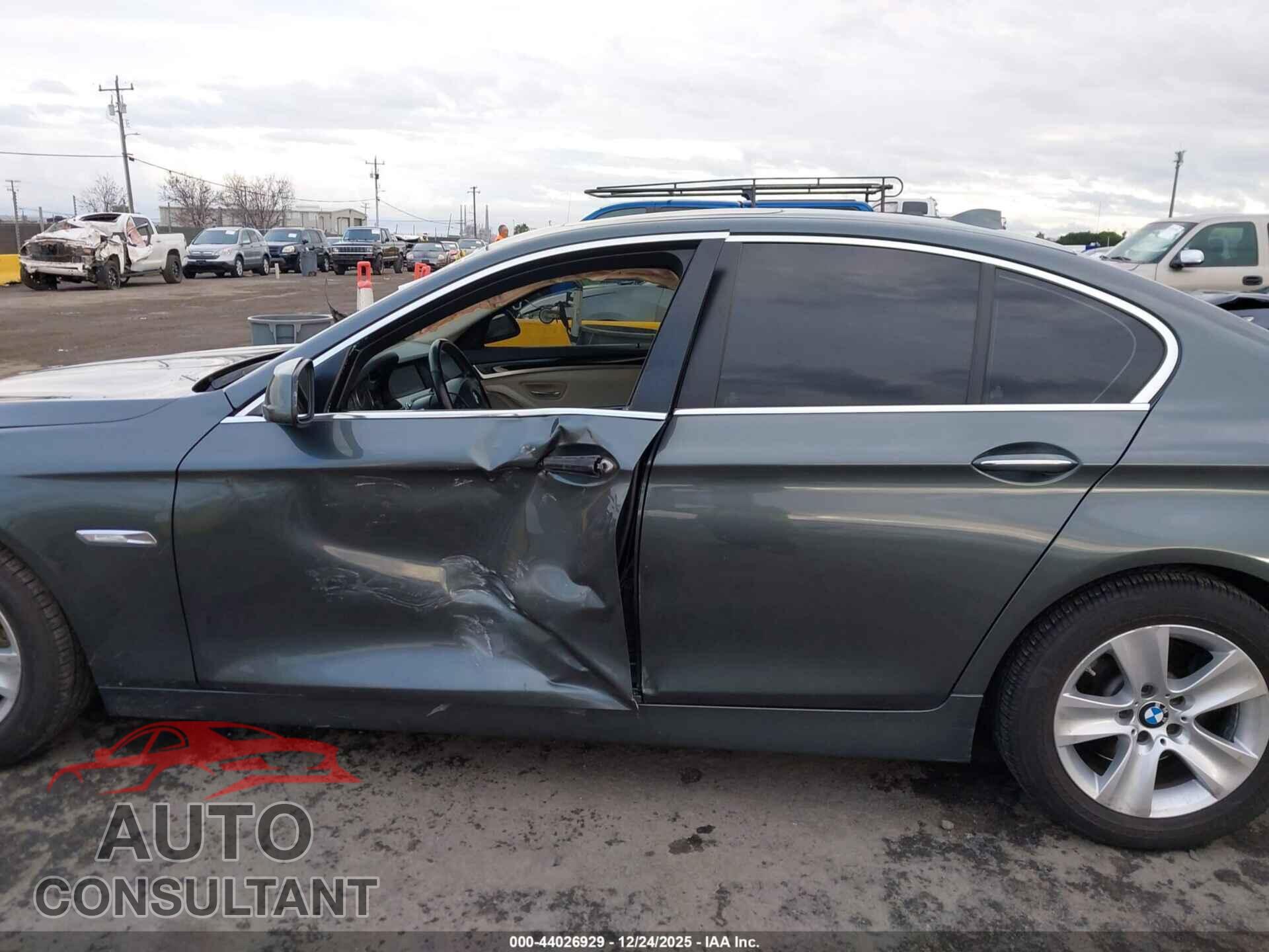 BMW 528I 2011 - WBAFR1C54BC745958