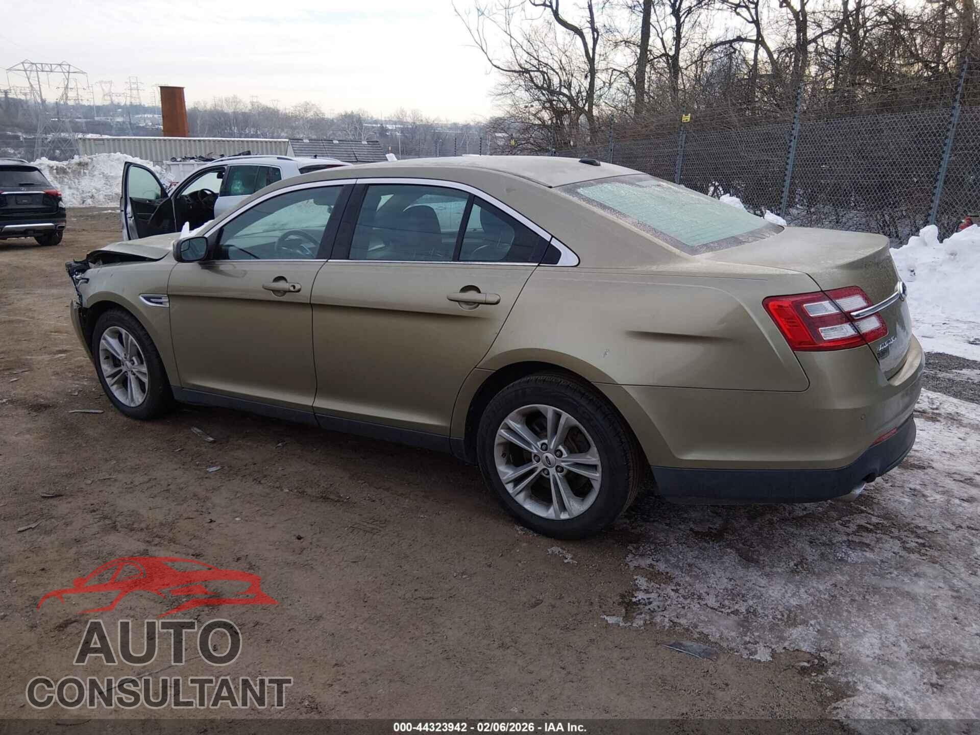 FORD TAURUS 2013 - 1FAHP2E83DG149367