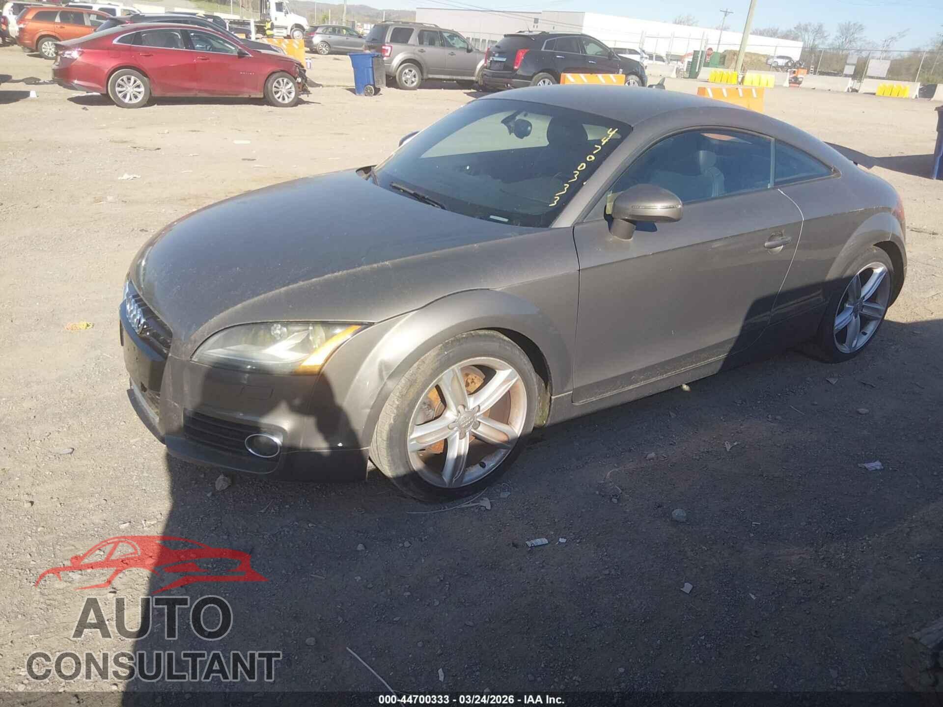 AUDI TT 2012 - TRUBFAFK6C1008517