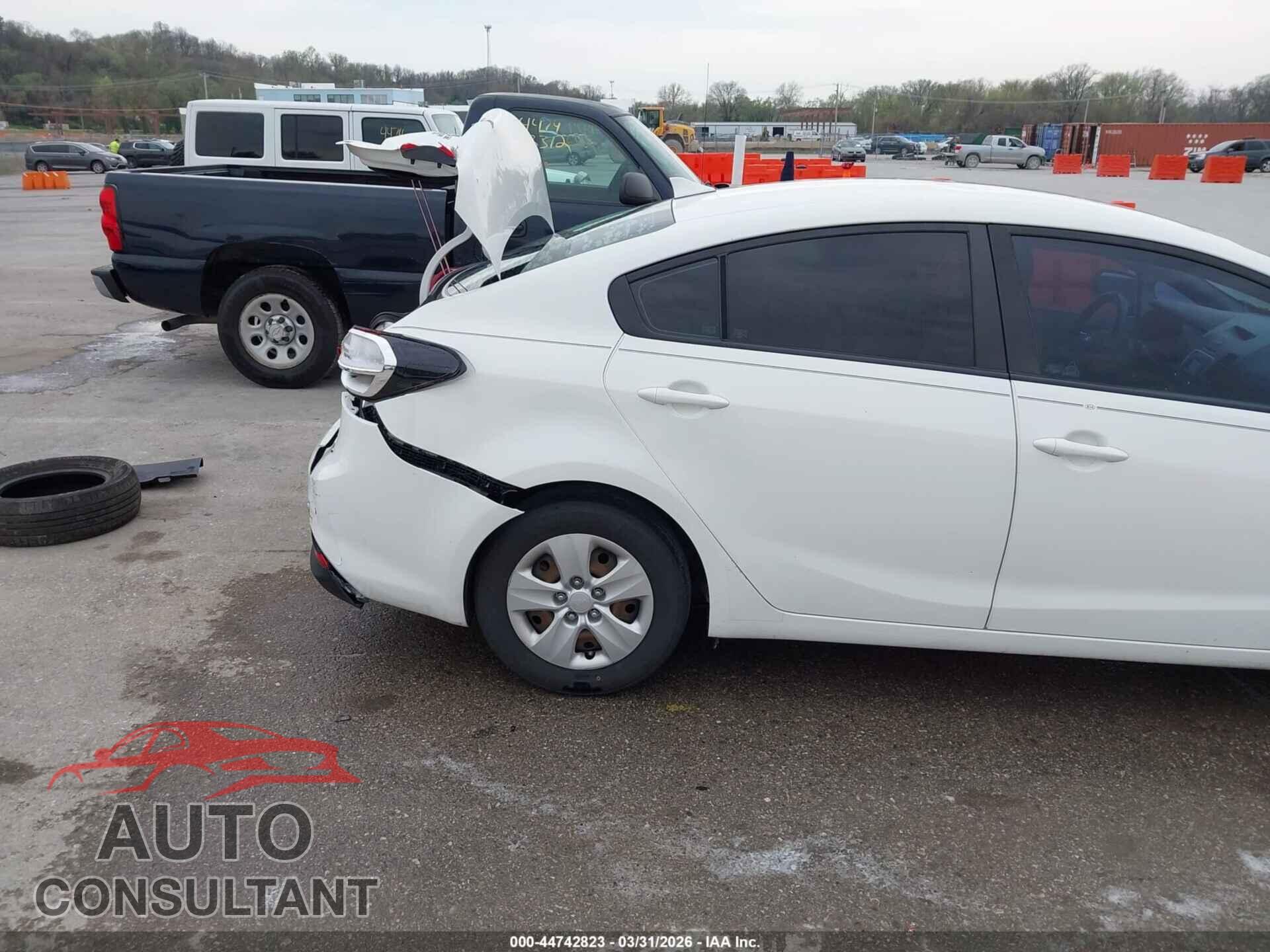KIA FORTE 2017 - 3KPFK4A7XHE078442