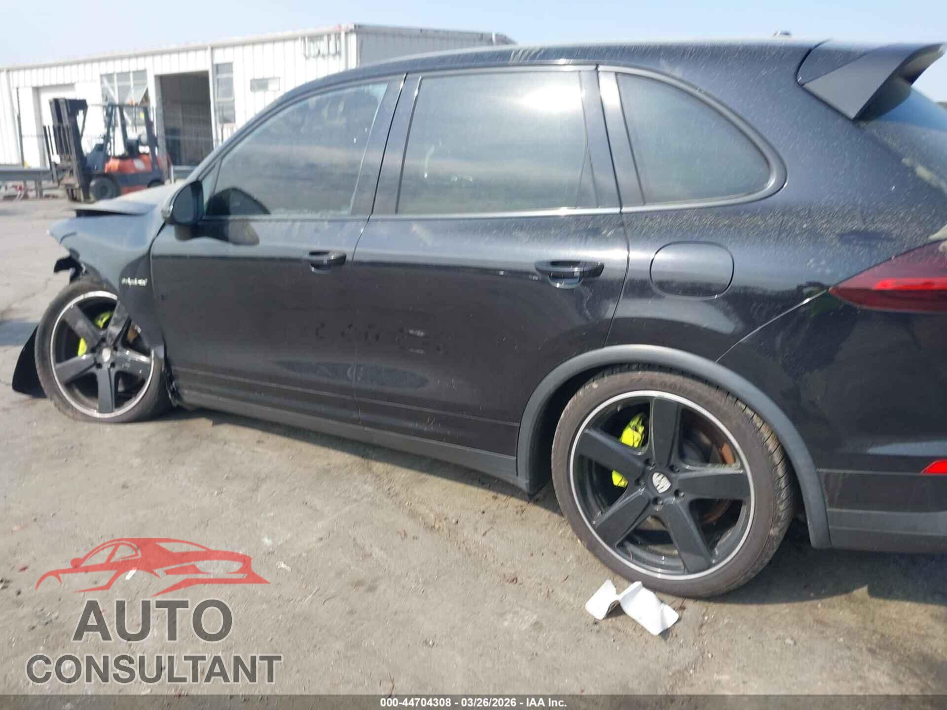 PORSCHE CAYENNE E-HYBRID 2016 - WP1AE2A28GLA63355
