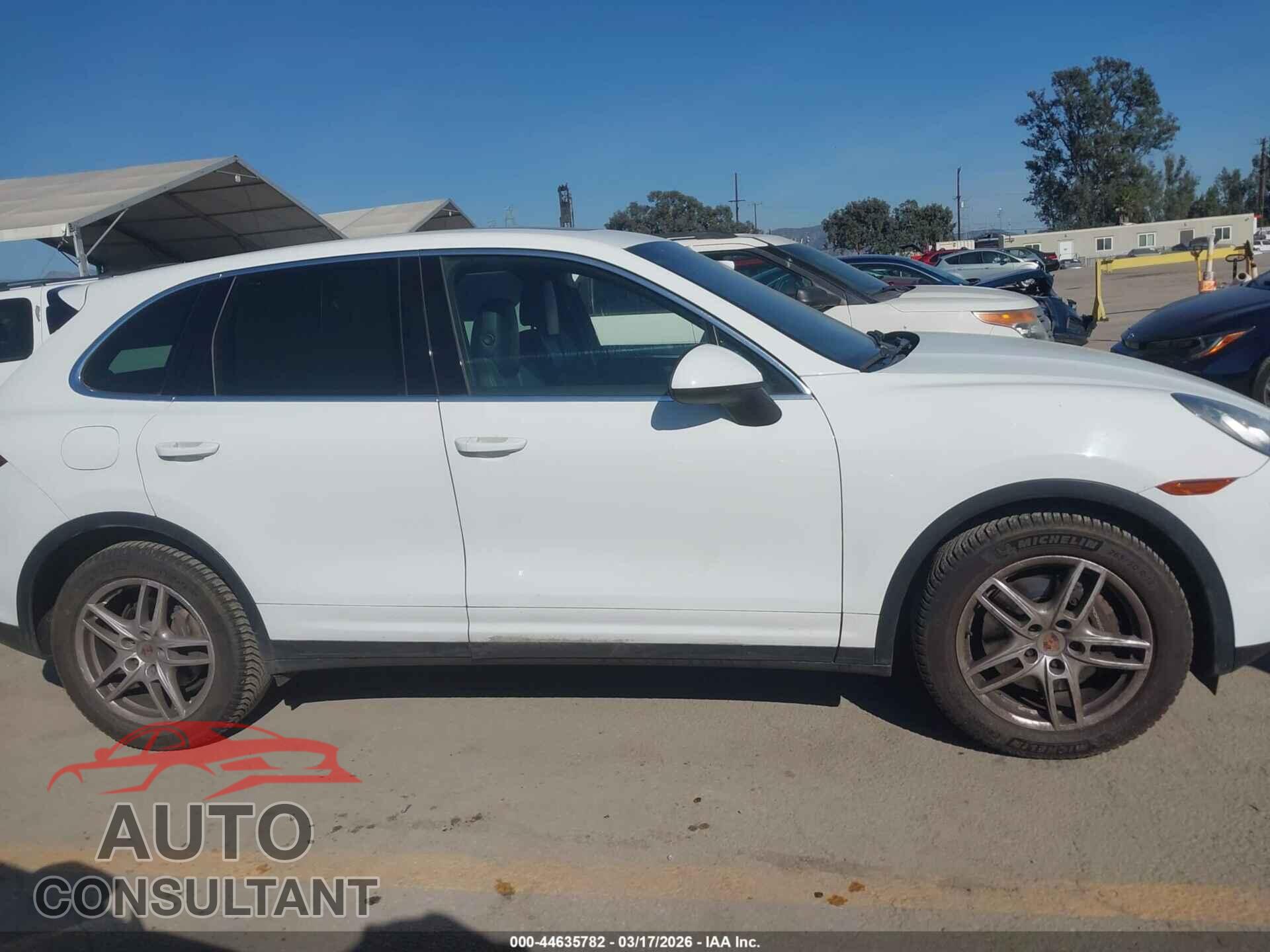 PORSCHE CAYENNE 2013 - WP1AA2A23DLA10635