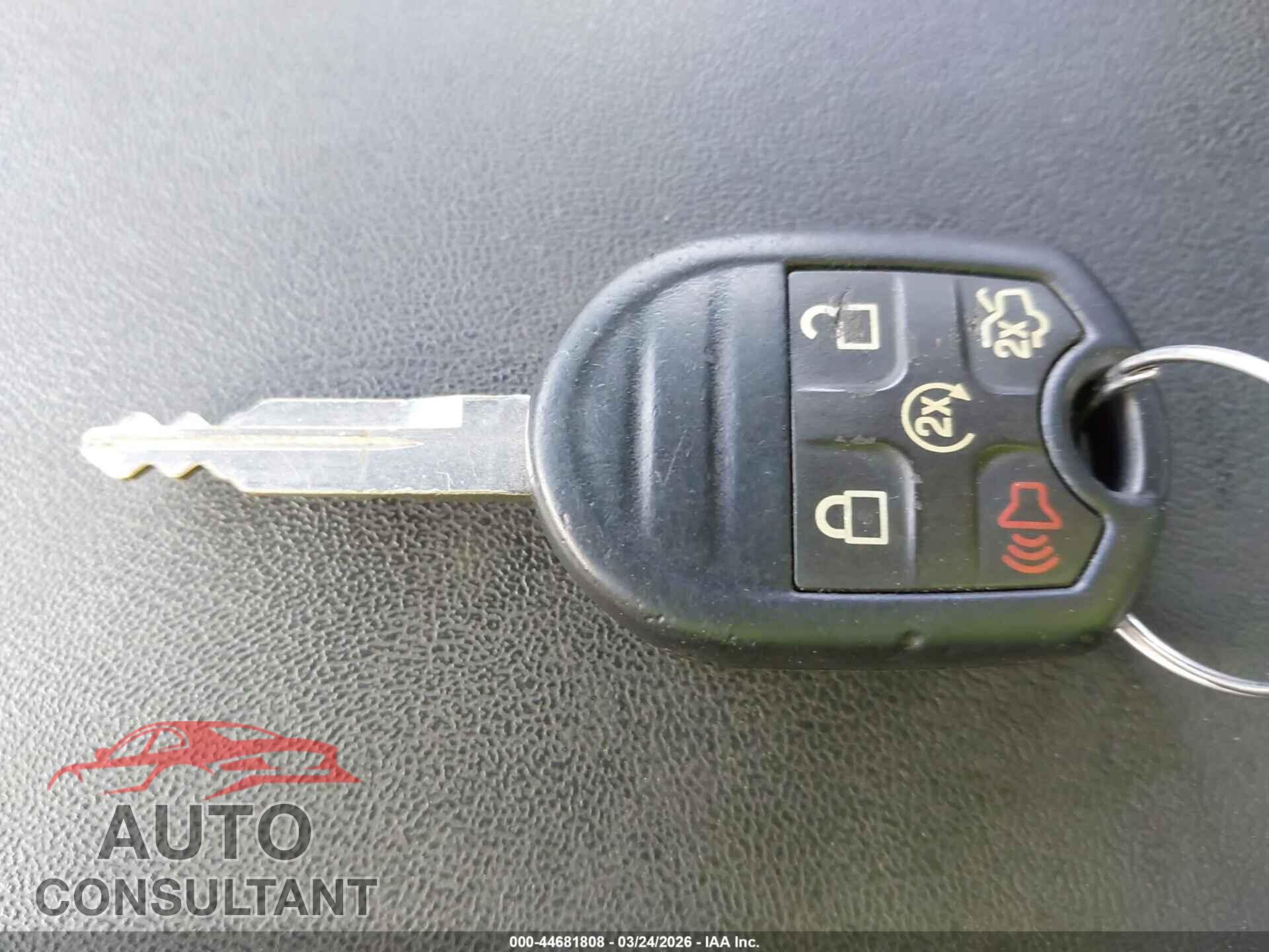 FORD TAURUS 2014 - 1FAHP2E84EG141926