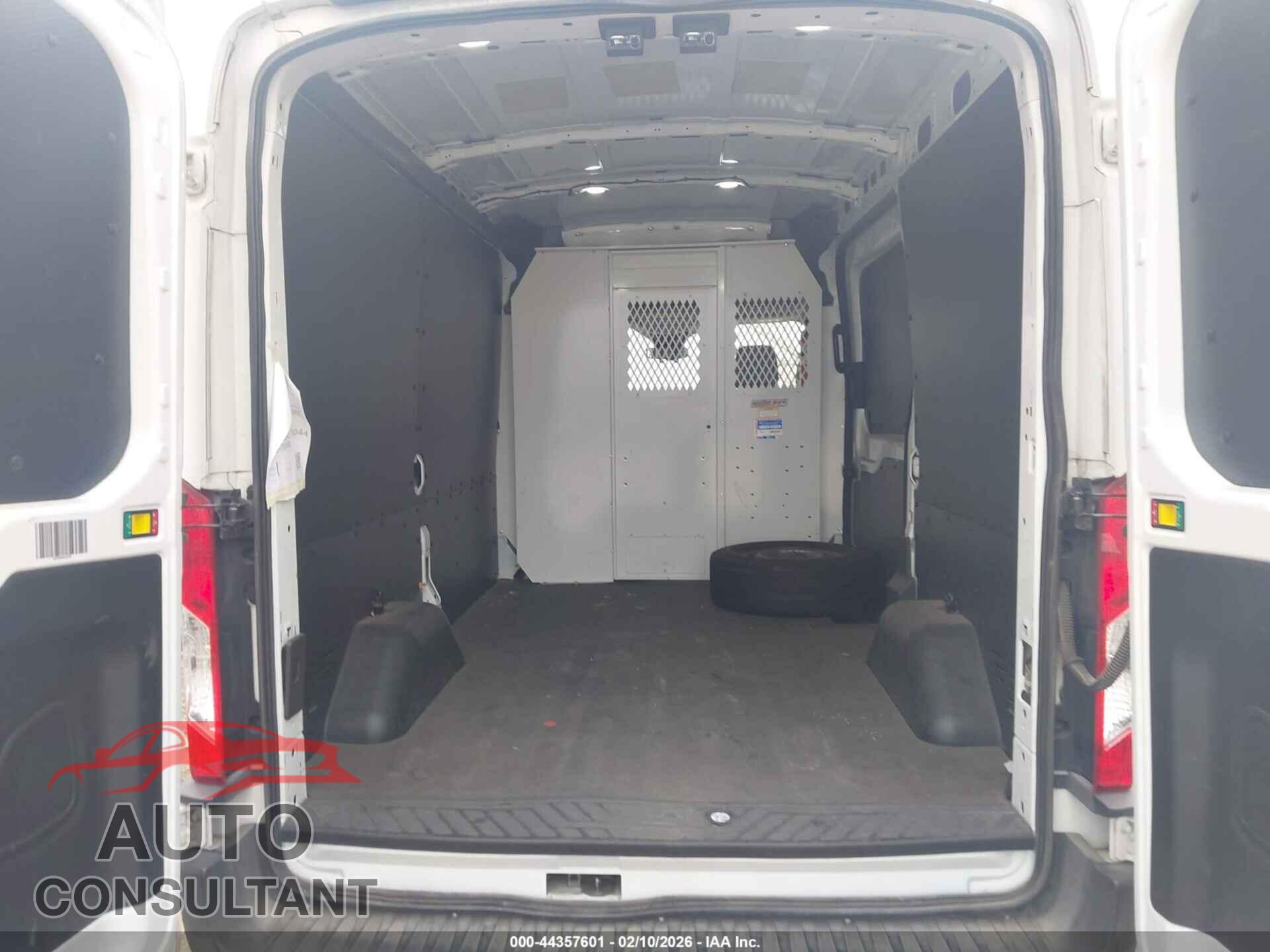 FORD TRANSIT-150 2019 - 1FTYE1CM4KKB82821