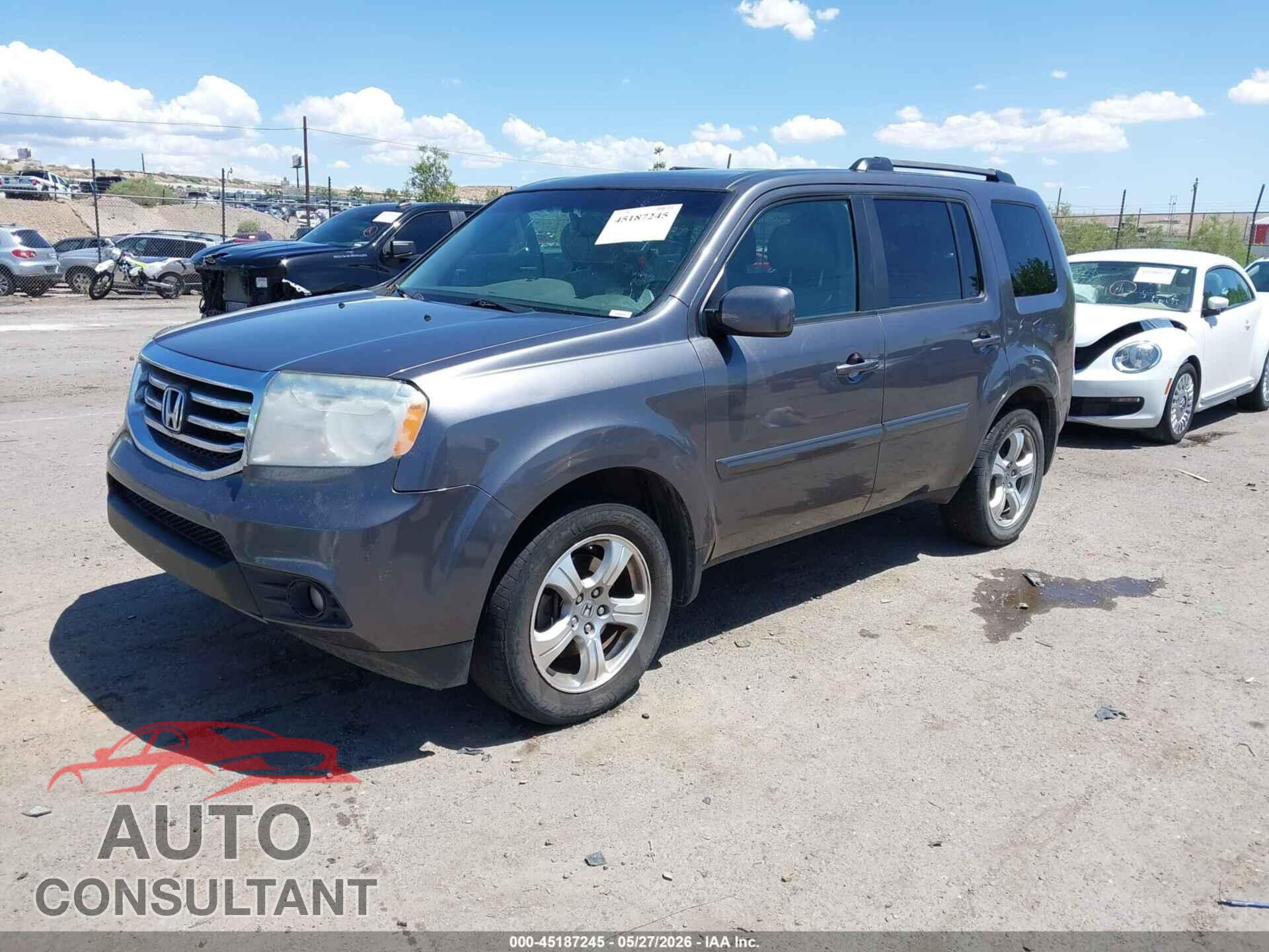 HONDA PILOT 2015 - 5FNYF3H55FB010133