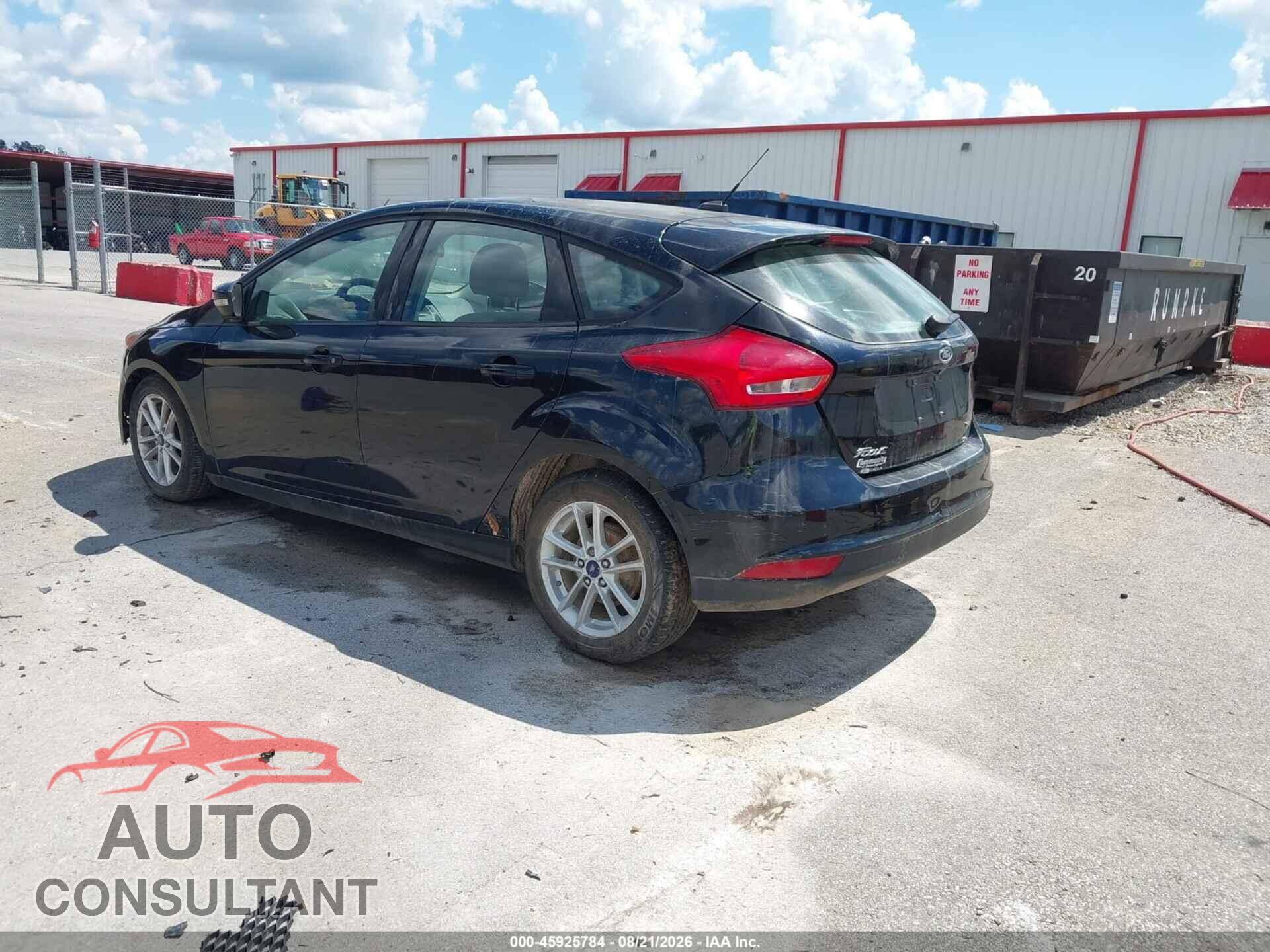 FORD FOCUS 2017 - 1FADP3K22HL323320
