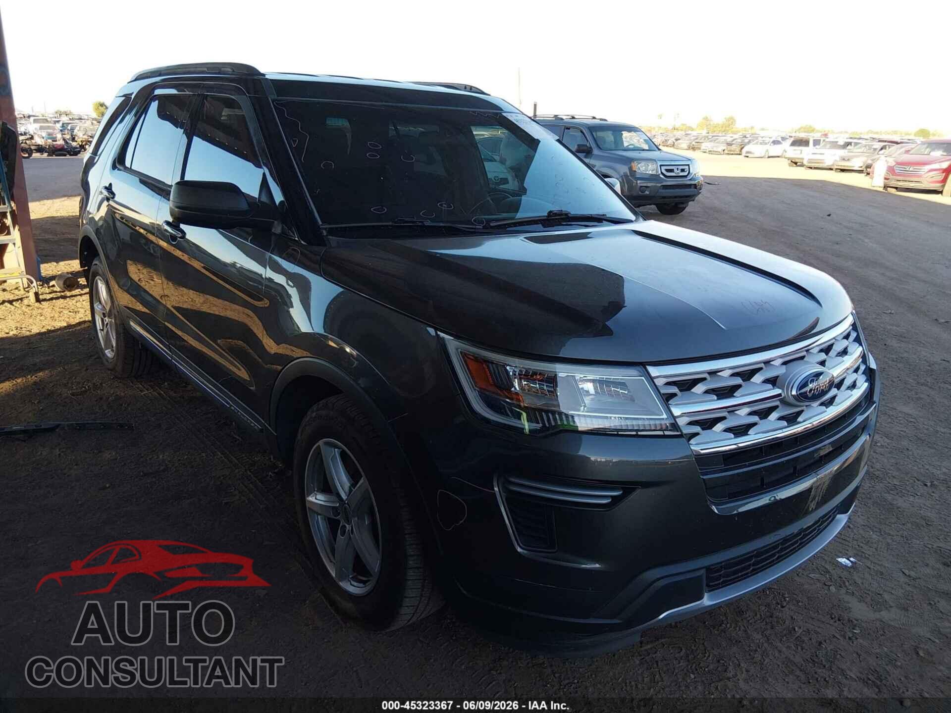 FORD EXPLORER 2018 - 1FM5K7D8XJGB65843