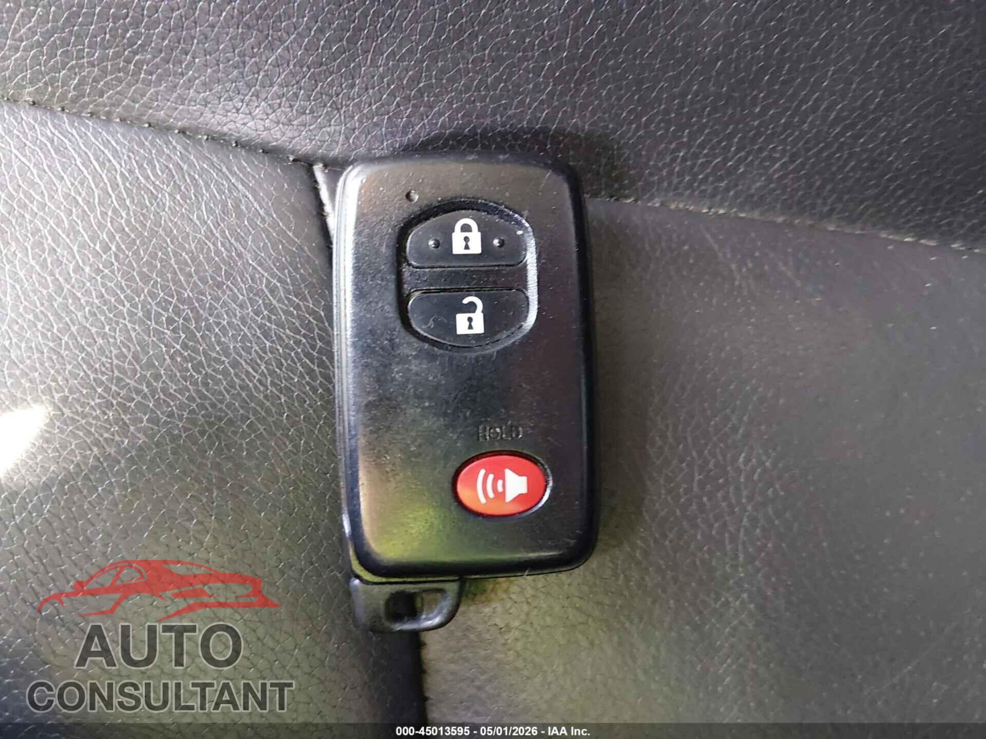 TOYOTA PRIUS V 2015 - JTDZN3EU6FJ024196