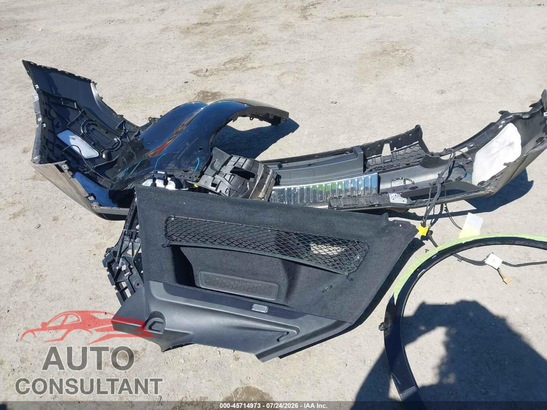 PORSCHE CAYENNE 2024 - WP1AA2AY9RDA10127