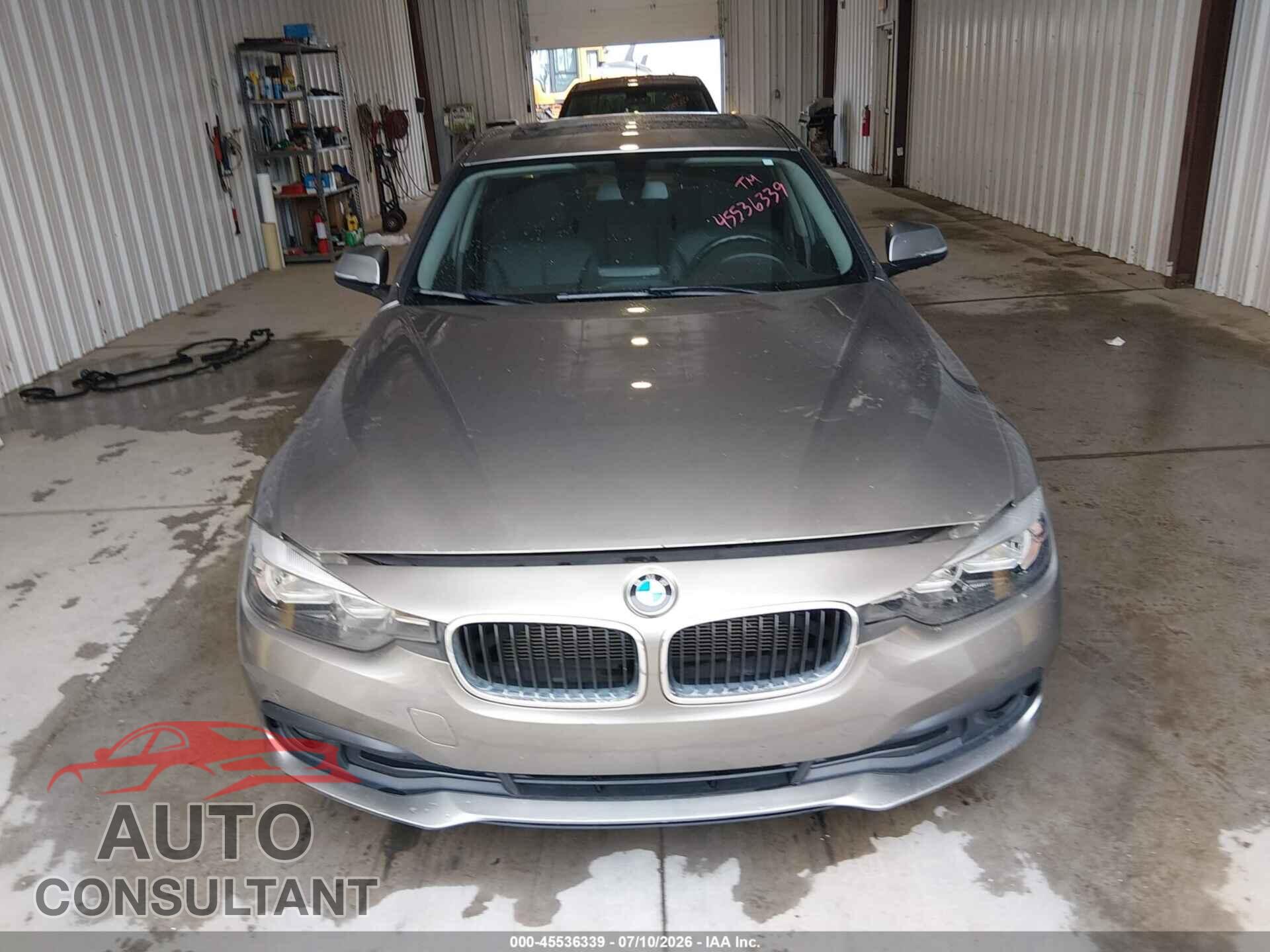 BMW 320I 2016 - WBA8A3C56GK551358