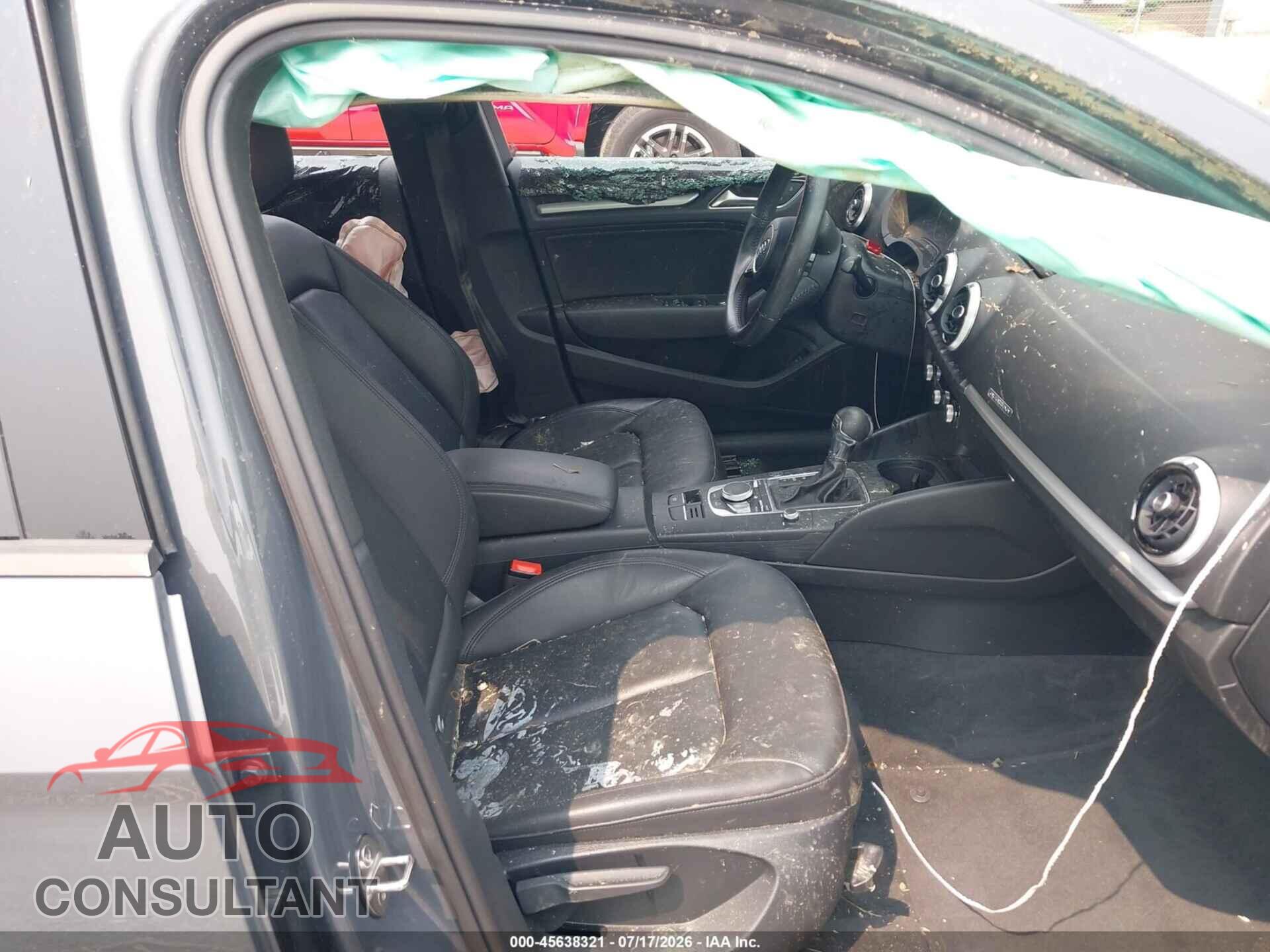 AUDI A3 2018 - WAUB8GFF2J1038375