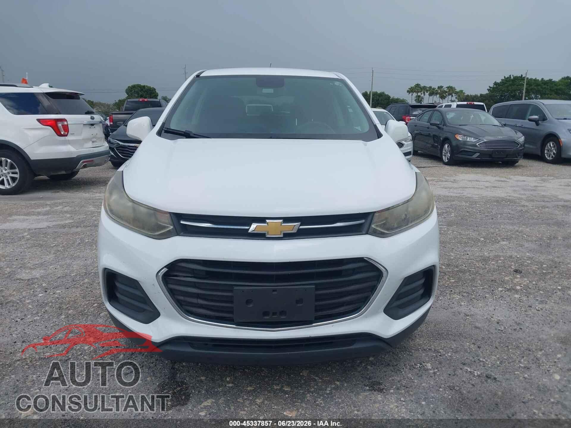 CHEVROLET TRAX 2017 - 3GNCJNSB3HL250683