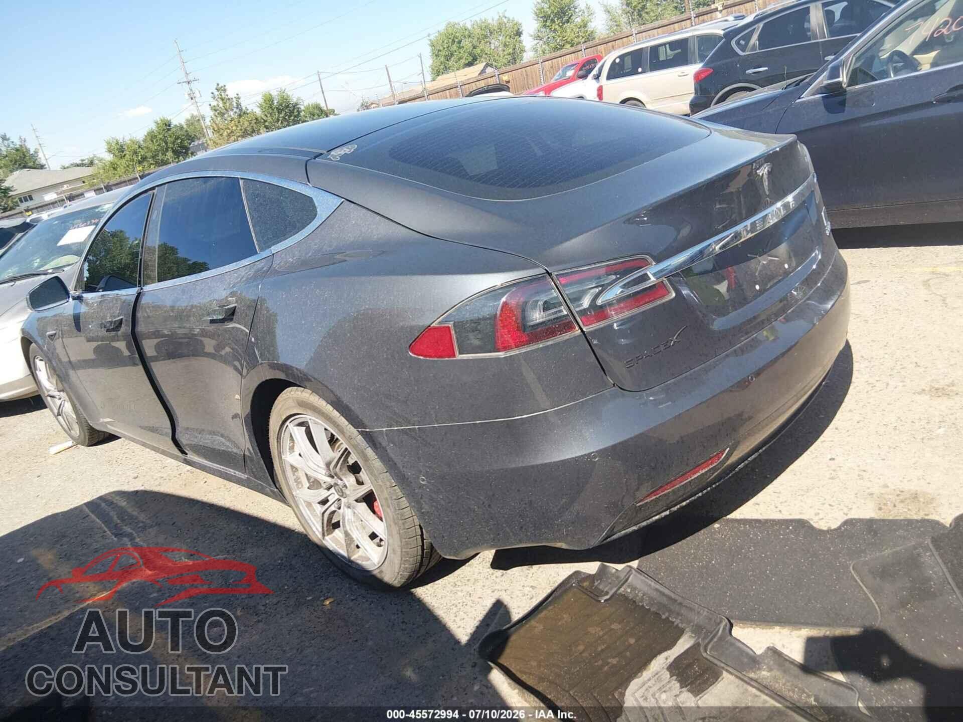 TESLA MODEL S 2017 - 5YJSA1E4XHF199045