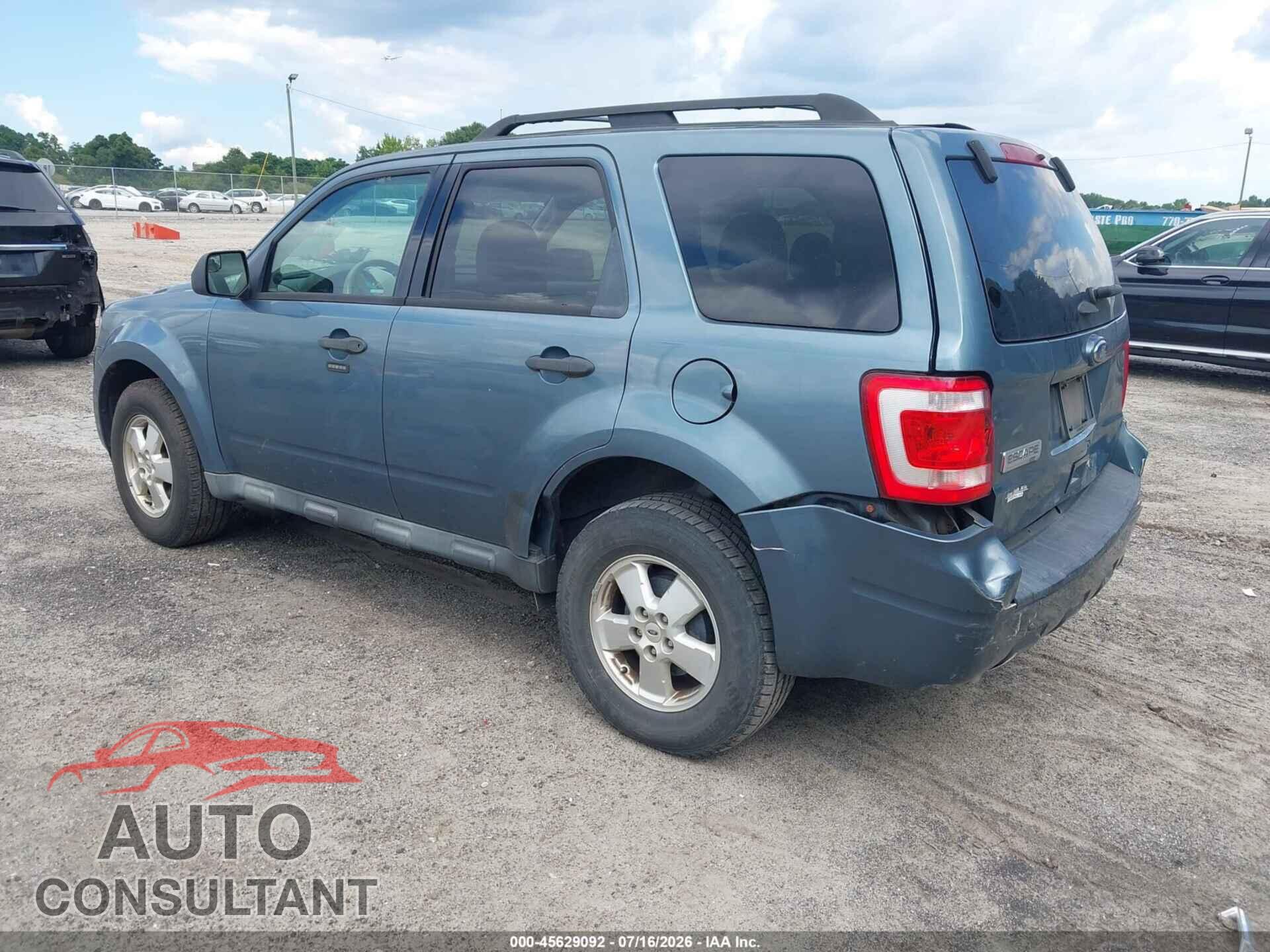 FORD ESCAPE 2011 - 1FMCU0D74BKC27641