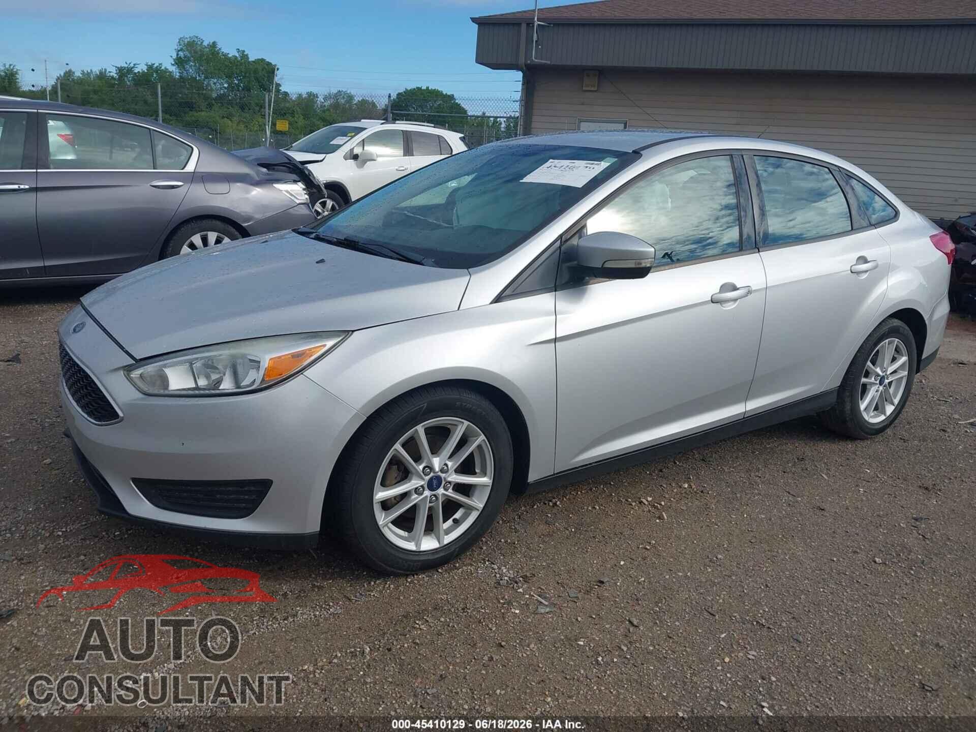 FORD FOCUS 2015 - 1FADP3F28FL254575