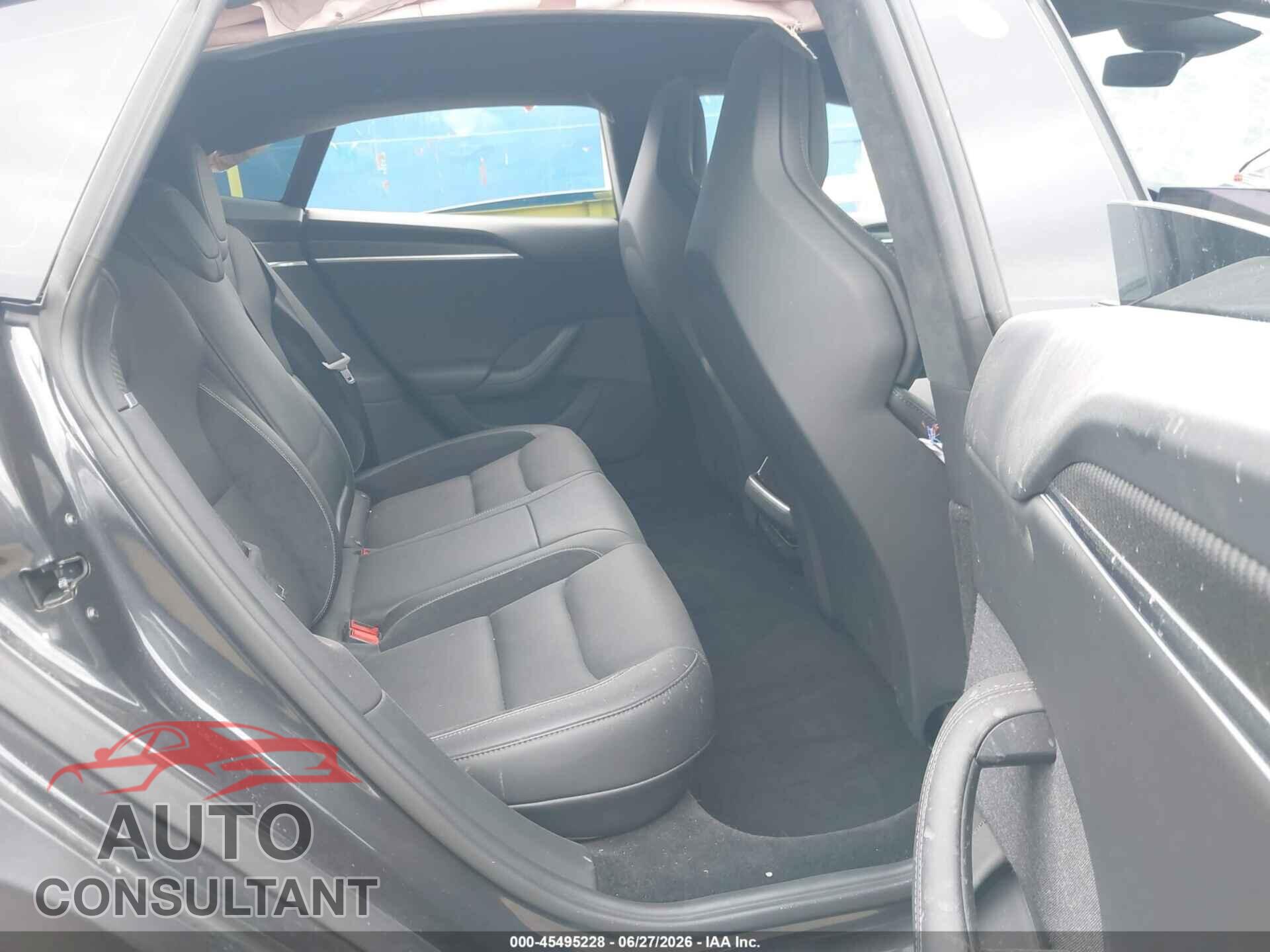 TESLA MODEL S 2024 - 5YJSA1E69RF540969