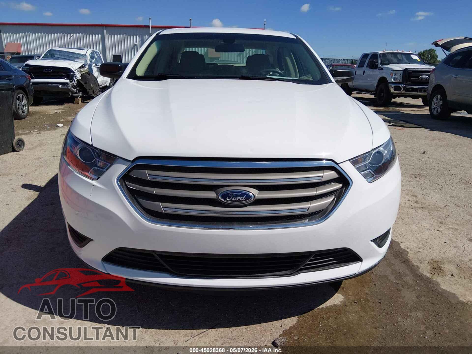 FORD TAURUS 2018 - 1FAHP2D87JG134402