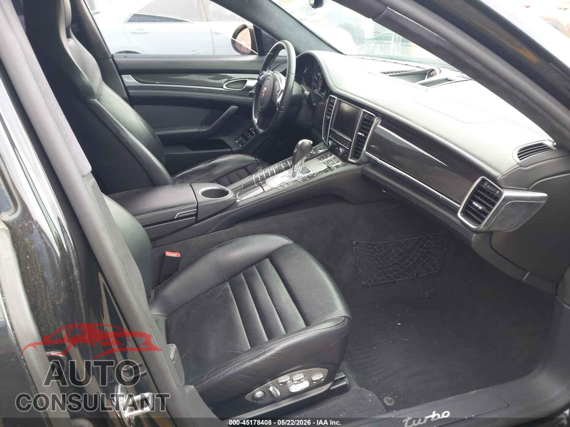 PORSCHE PANAMERA 2011 - WP0AC2A70BL090819