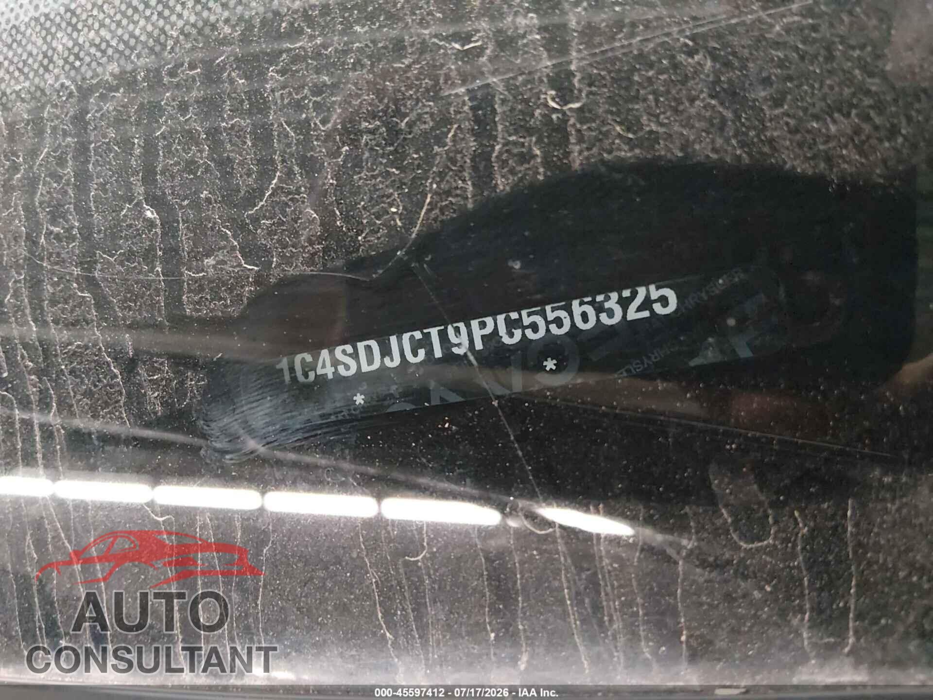 DODGE DURANGO 2023 - 1C4SDJCT9PC556325