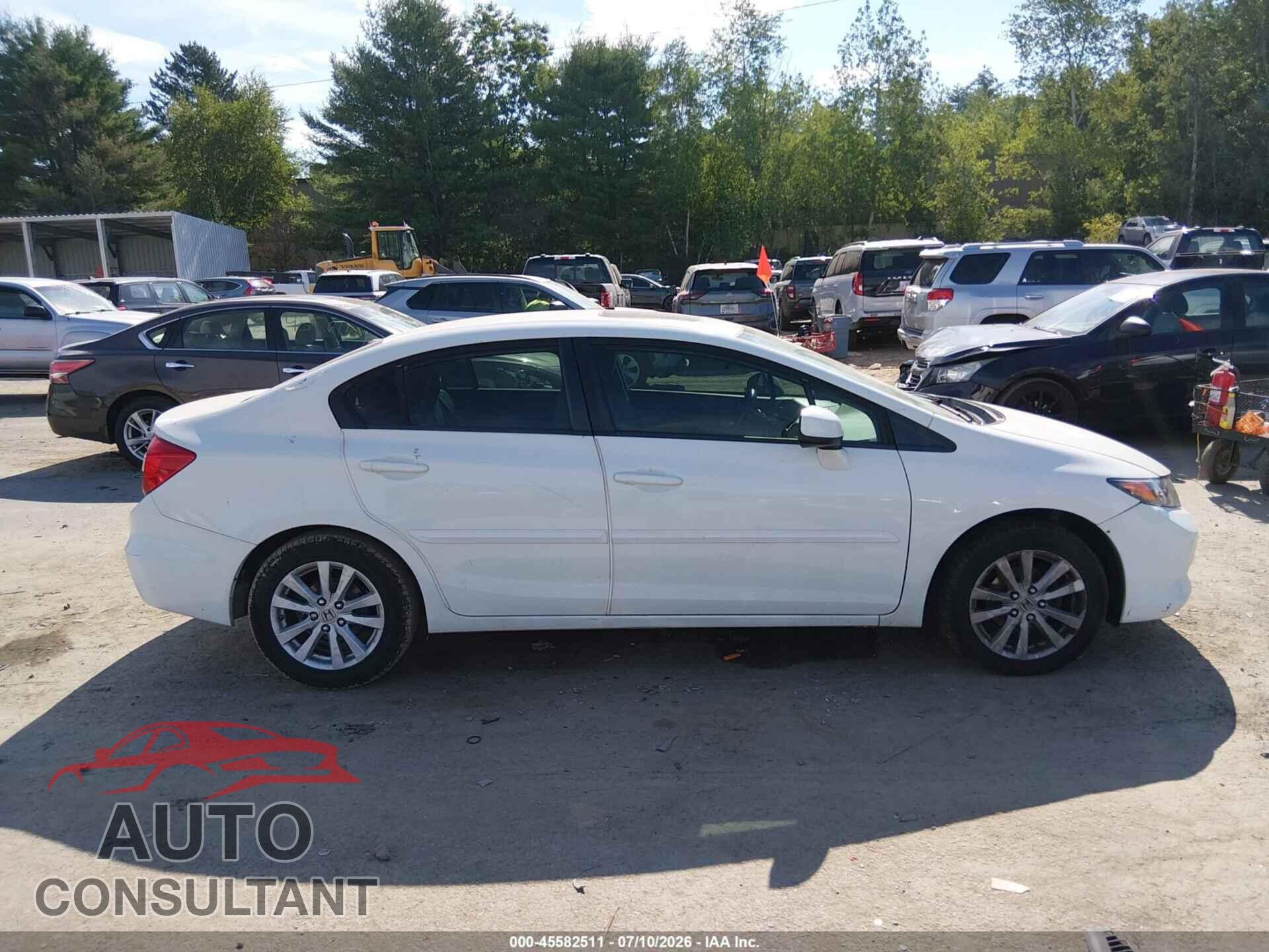 HONDA CIVIC 2012 - 2HGFB2F90CH556543