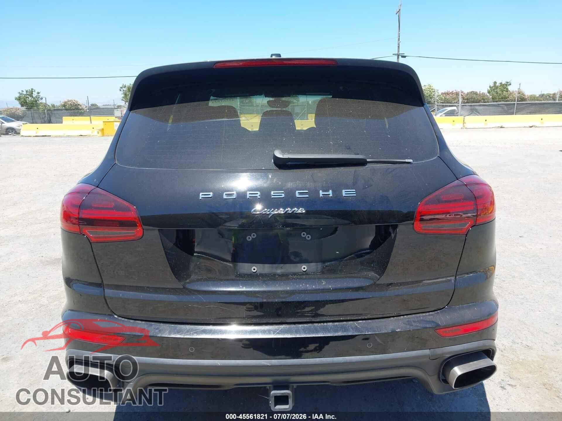 PORSCHE CAYENNE 2017 - WP1AA2A20HKA80606
