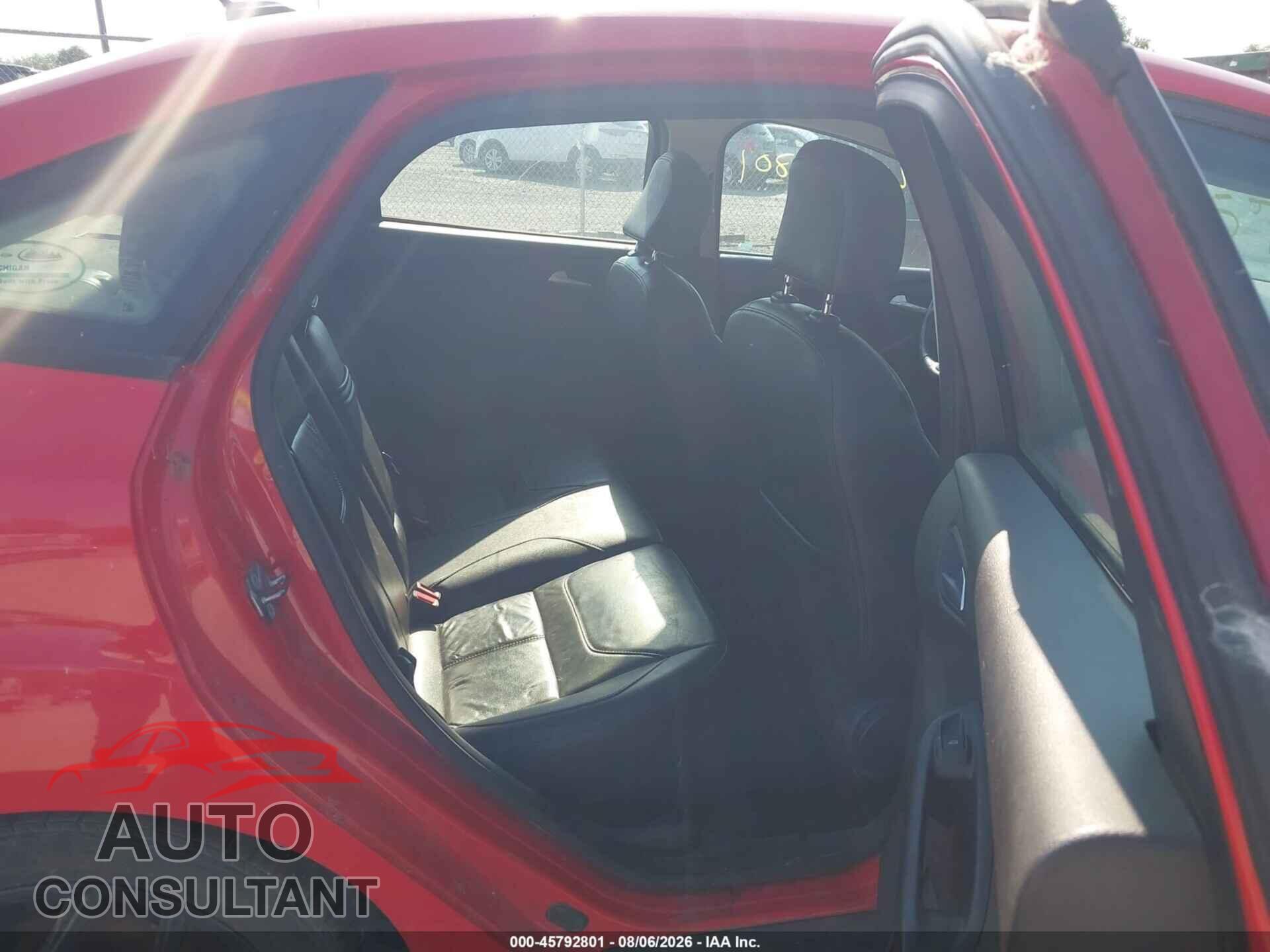 FORD FOCUS 2016 - 1FADP3F25GL267334