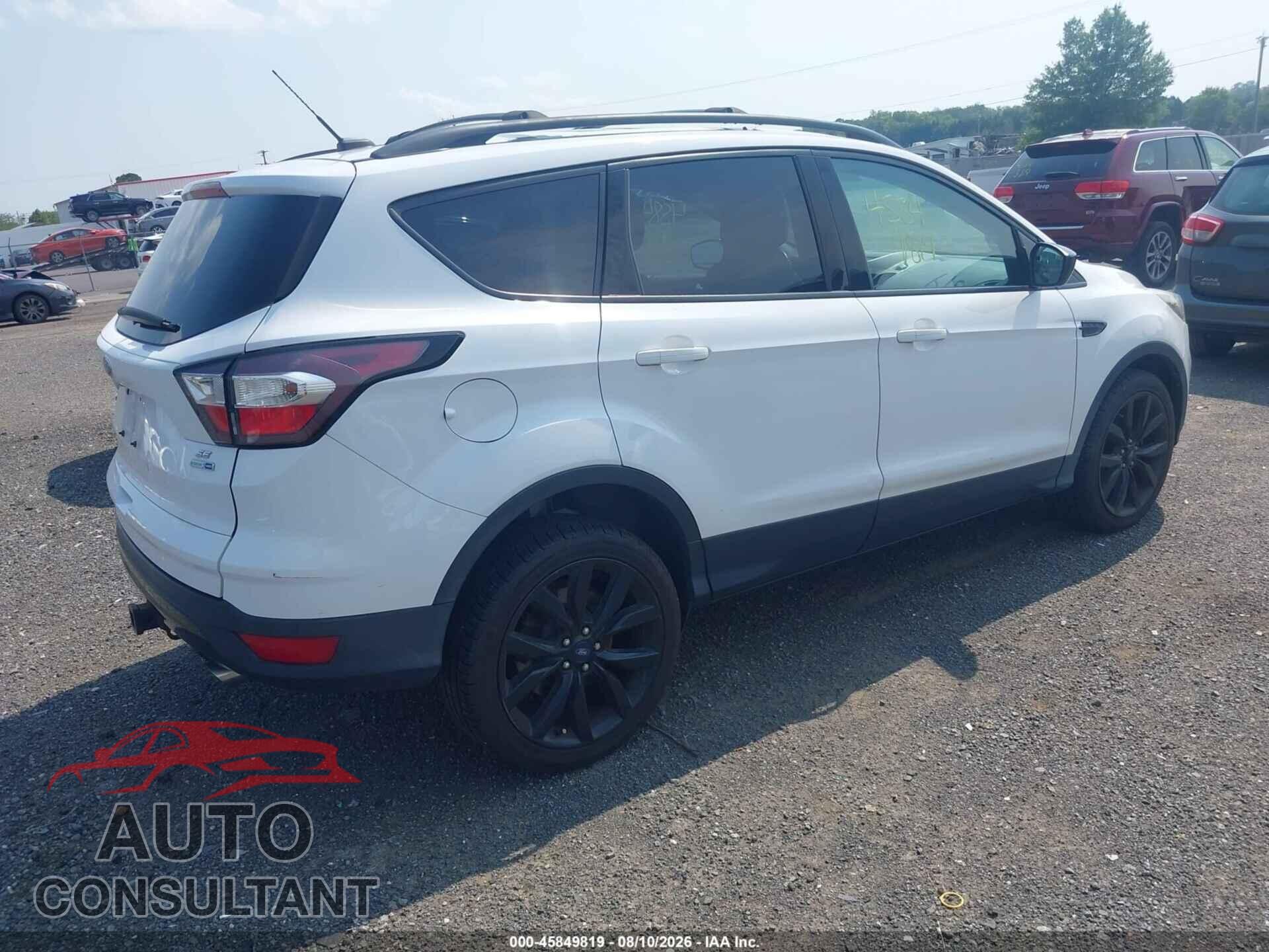 FORD ESCAPE 2017 - 1FMCU9G94HUE30706