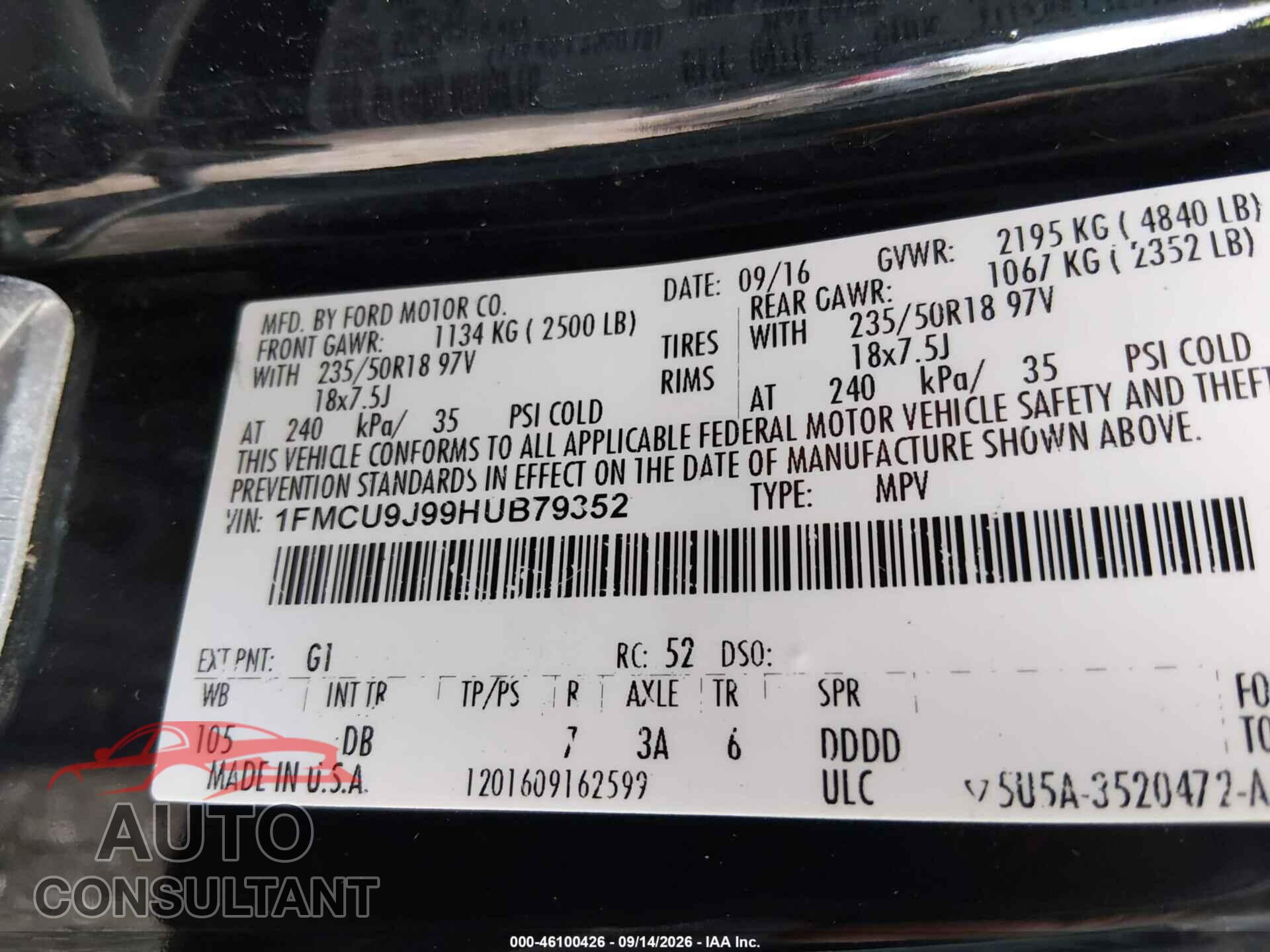 FORD ESCAPE 2017 - 1FMCU9J99HUB79352
