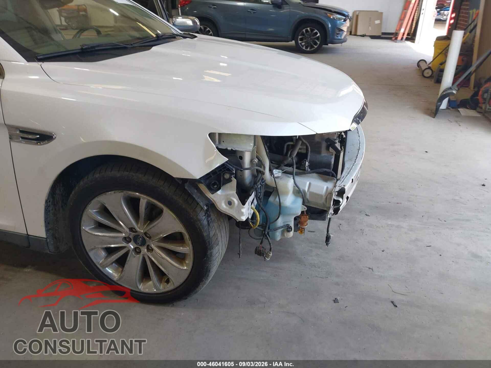 FORD TAURUS 2012 - 1FAHP2FW3CG109351