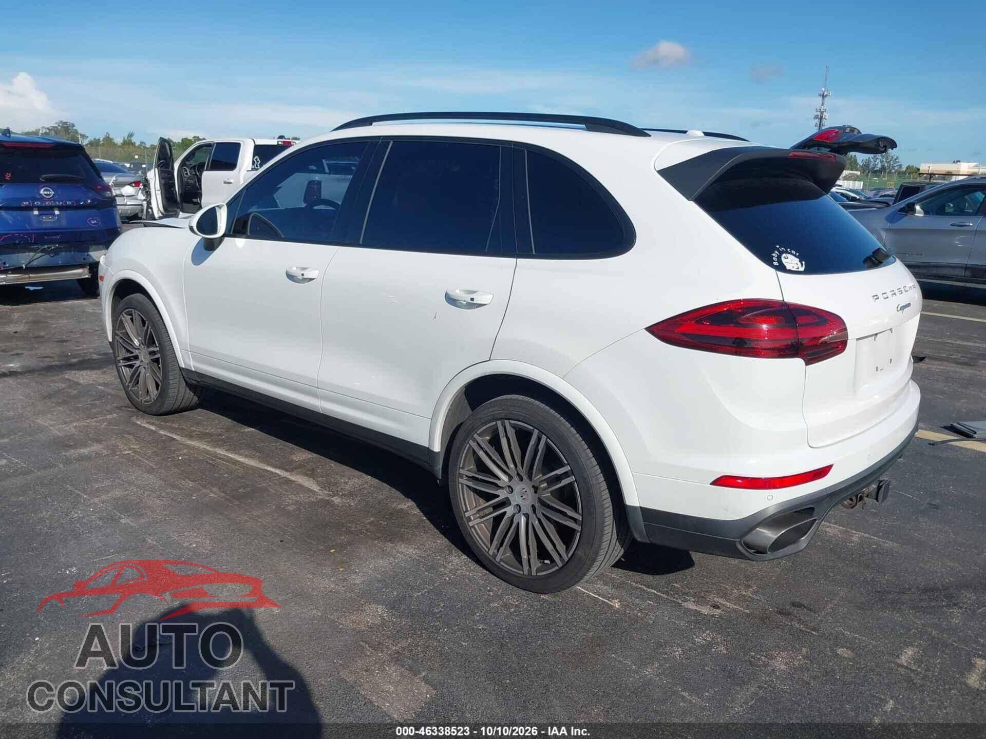 PORSCHE CAYENNE 2017 - WP1AA2A22HKA82731