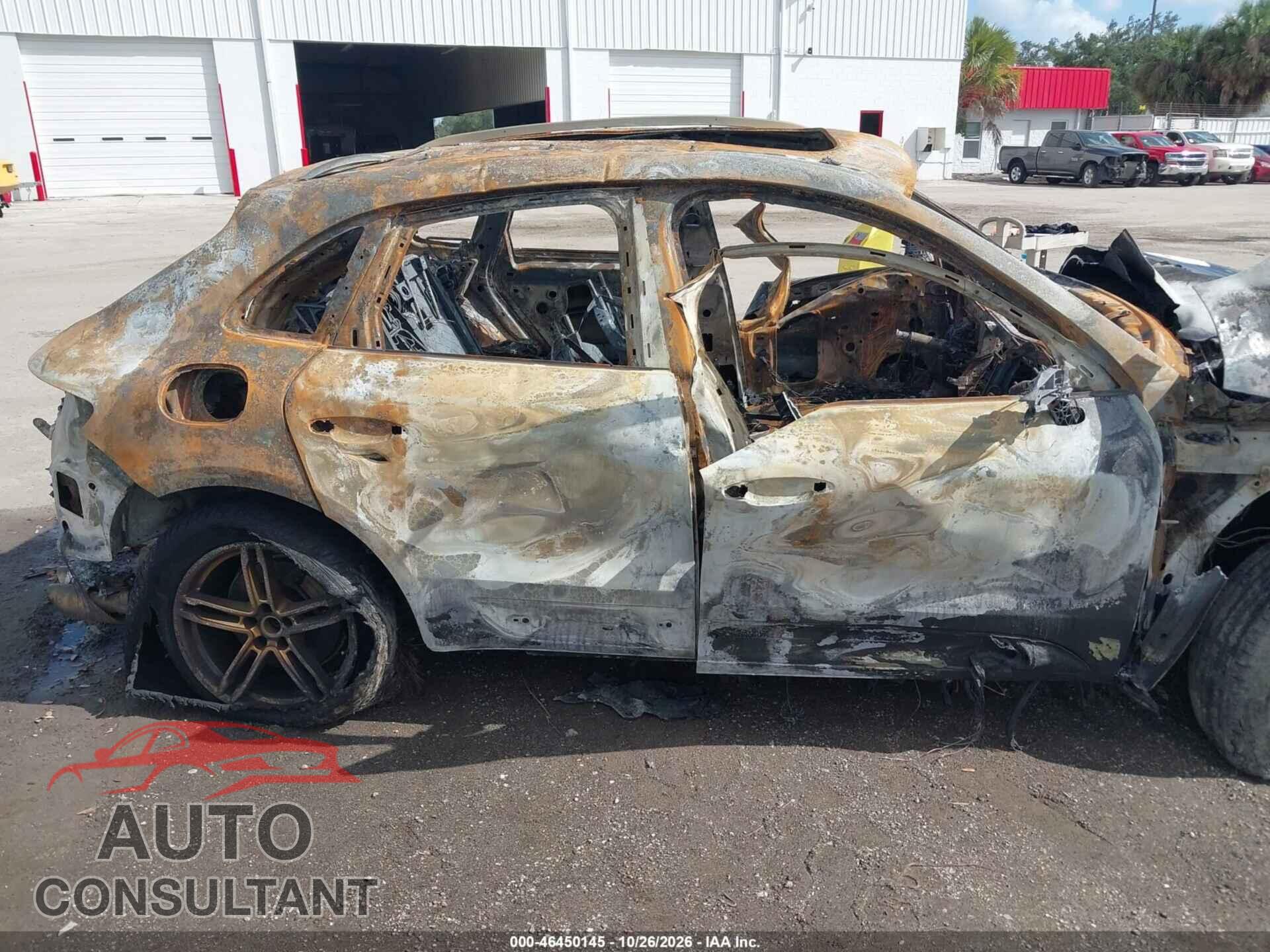 PORSCHE MACAN 2016 - WP1AB2A57GLB46388