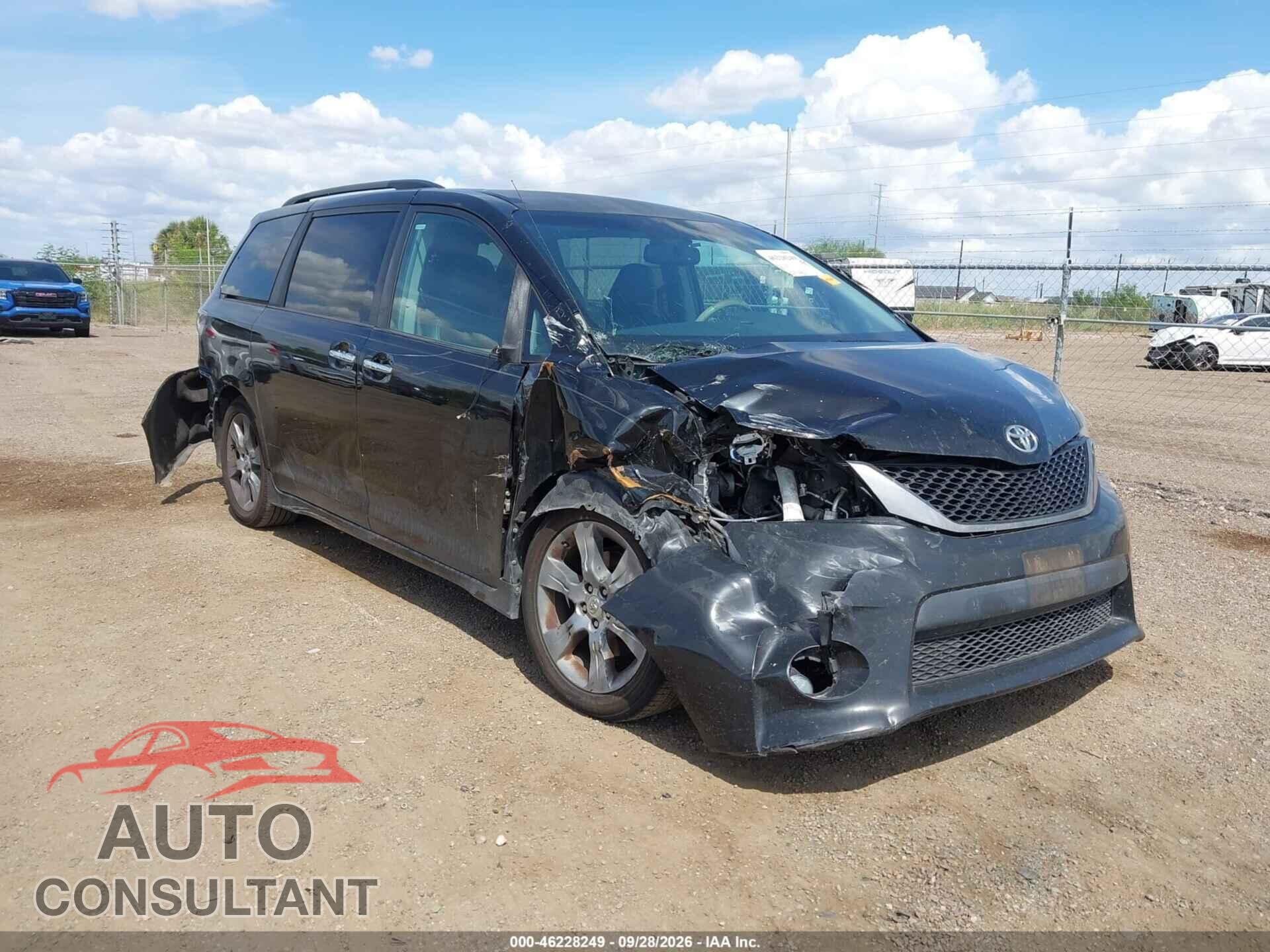 TOYOTA SIENNA 2013 - 5TDXK3DC8DS285998